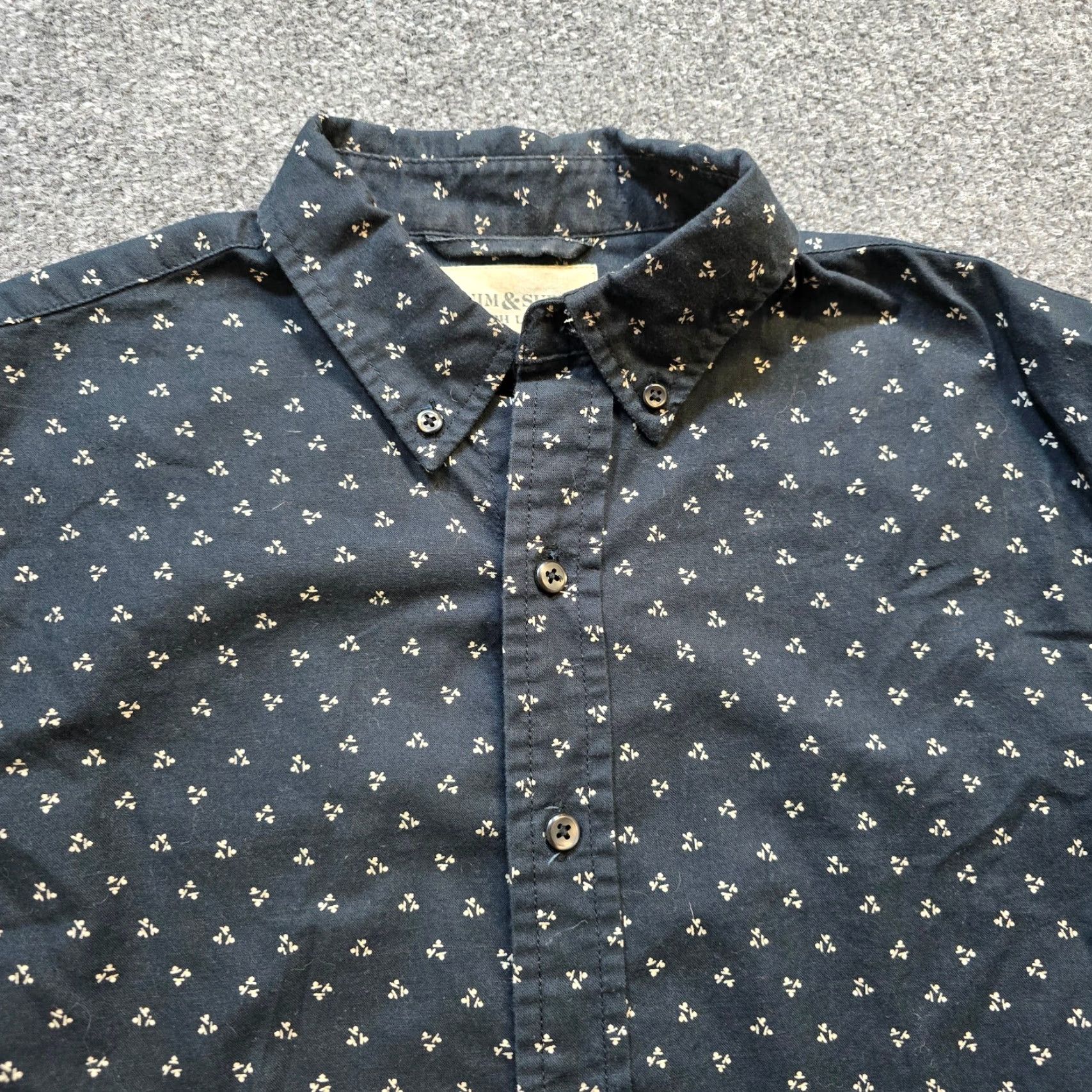 Ralph Lauren **Ralph Lauren Denim Supply Men's Black Small Floral Button-Up Shirt** User: **Black Ralph Lauren Denim Supply Men's Small Floral Button-Up Shirt** Size US S / EU 44-46 / 1 - 2 Thumbnail