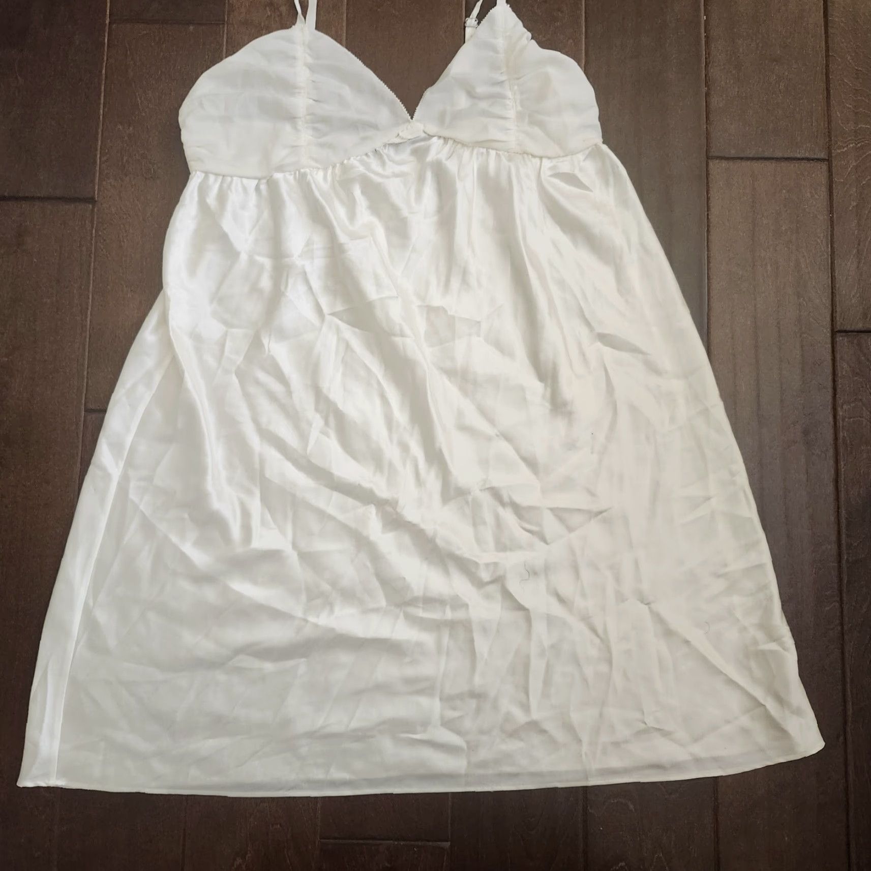 Vera Wang Vera Wang Dress Women's Nightgown Top - Size M White Polyester Solid Classic Modern-Seasonal Nightwear (Intimates & Sleep) Size M / US 6-8 / IT 42-44 - 7 Thumbnail