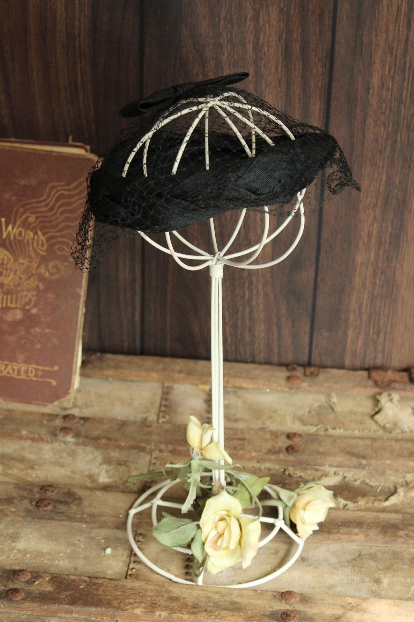 Vintage Vintage 1950s Hat, Black Silk Fascinator With Veil, Milliner Size ONE SIZE - 1 Thumbnail