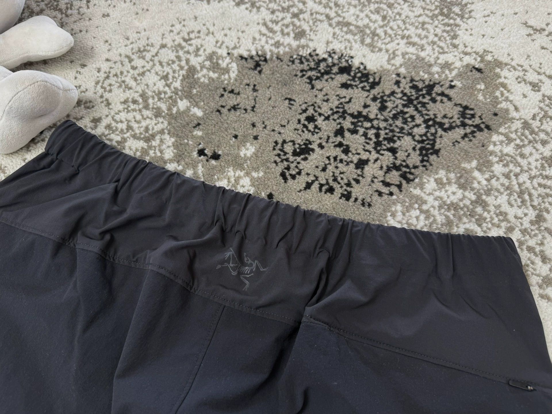 Arc'teryx ARC'TERYX SYSTEM_A color blocked logo short M like new Size US 32 / EU 48 - 3 Thumbnail