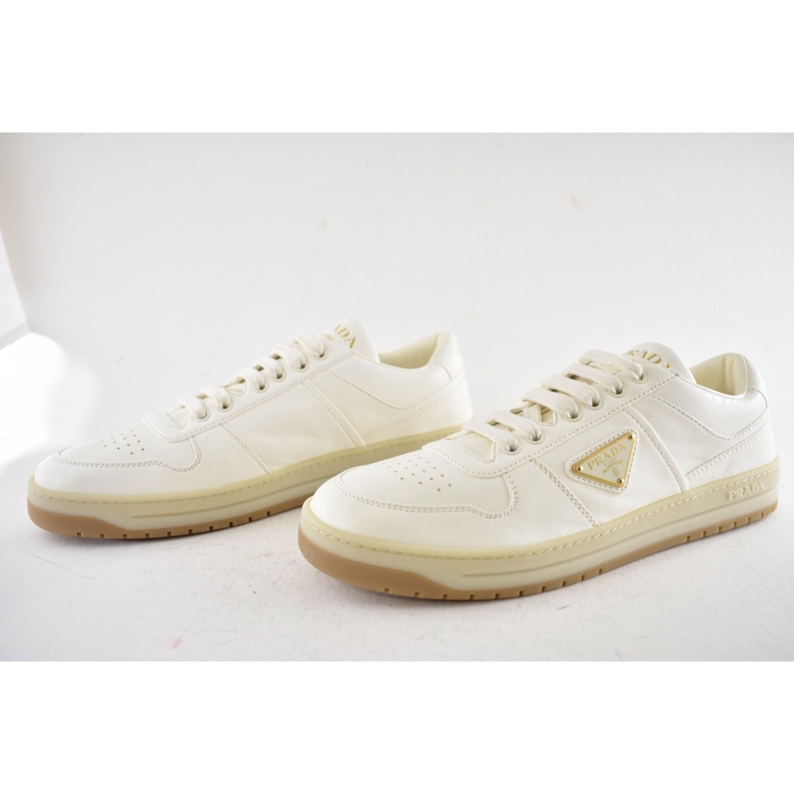 Prada Prada Downtown Leather Gold Logo Flat Low Top Sneaker 41 Size US 11 / IT 41 - 15 Thumbnail