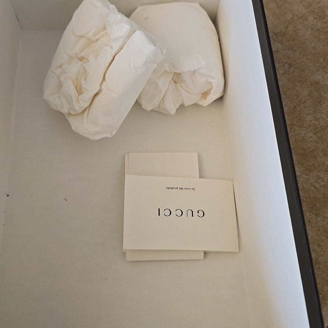 Gucci Gucci slide Size US 7 / EU 40 - 15 Thumbnail