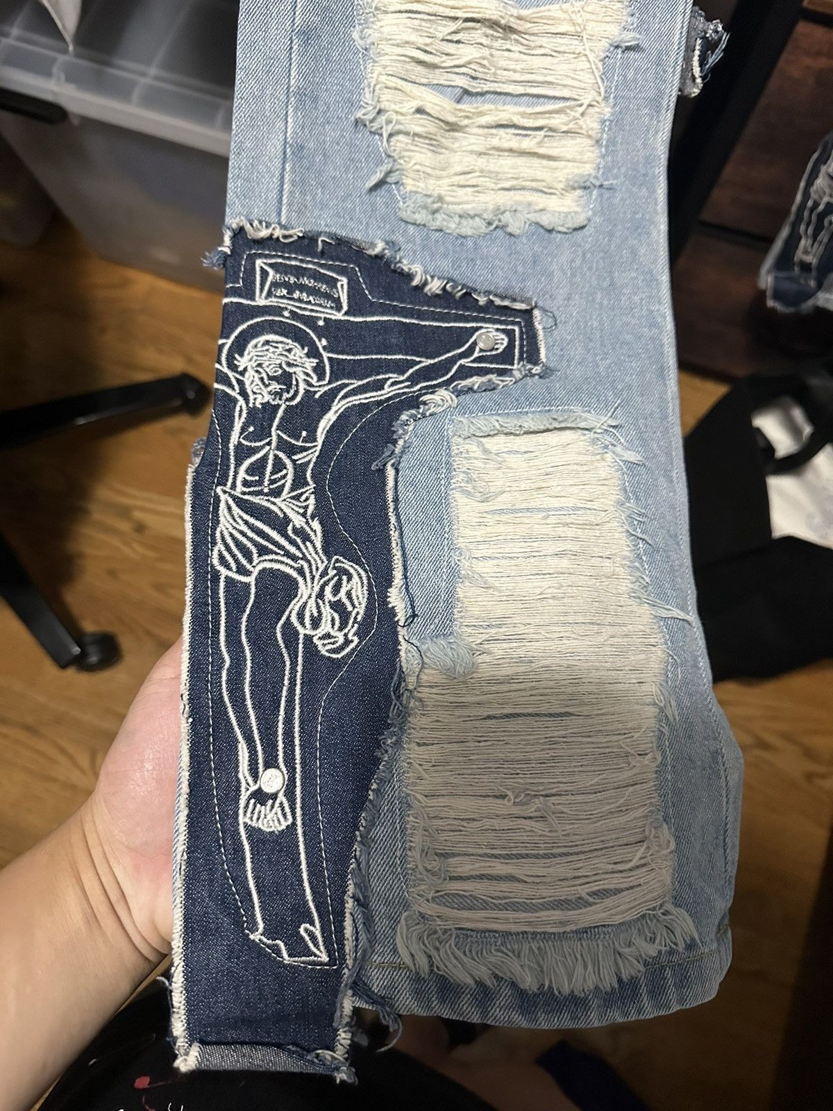 Who Decides War Who Decides War Destroyed Jeans Size US 32 / EU 48 - 3 Thumbnail