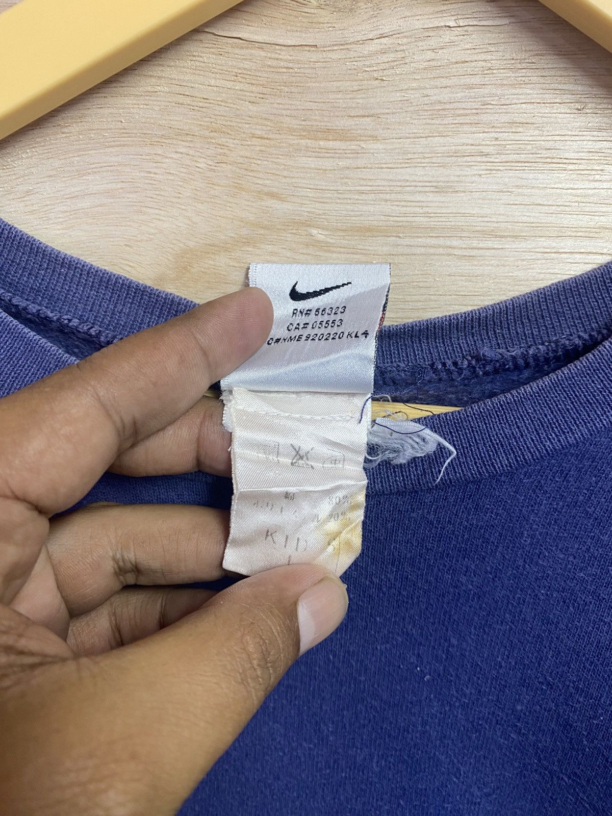 Nike vintage 90s Nike crewneck sweatshirt Size US XL / EU 56 / 4 - 4 Thumbnail