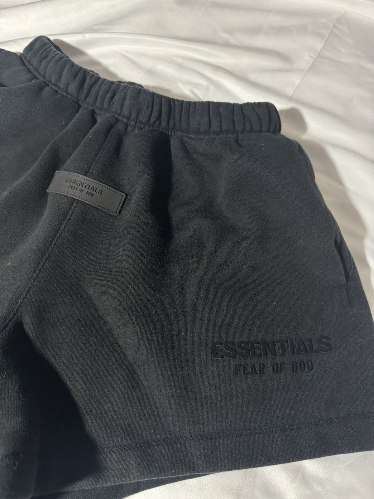 Essentials Fear Of God Black Sweat Shorts Size US 28 / EU 44 - 3 Thumbnail