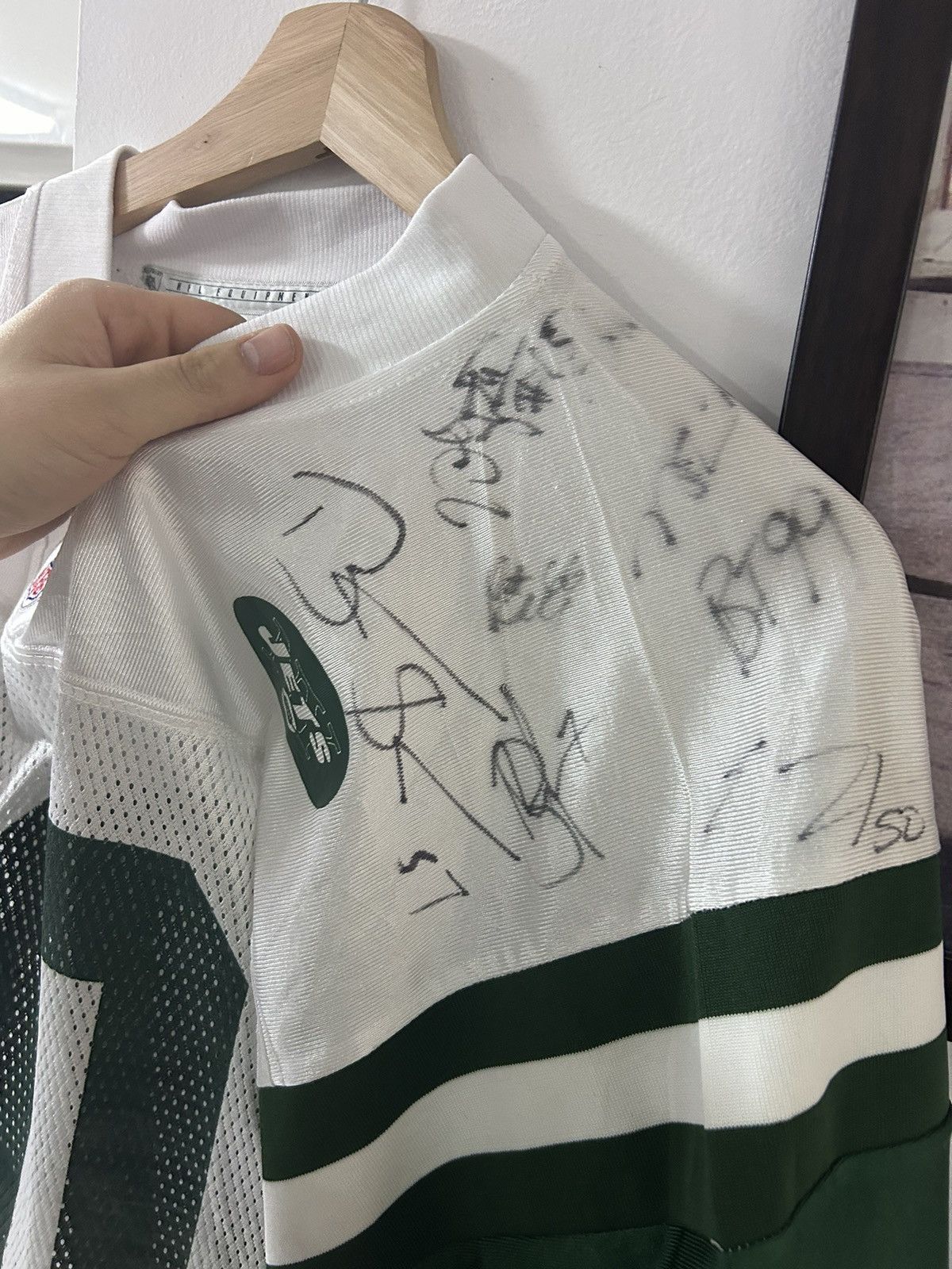 NFL × Vintage New York Jets Jones Full team signed jersey Size US L / EU 52-54 / 3 - 4 Thumbnail
