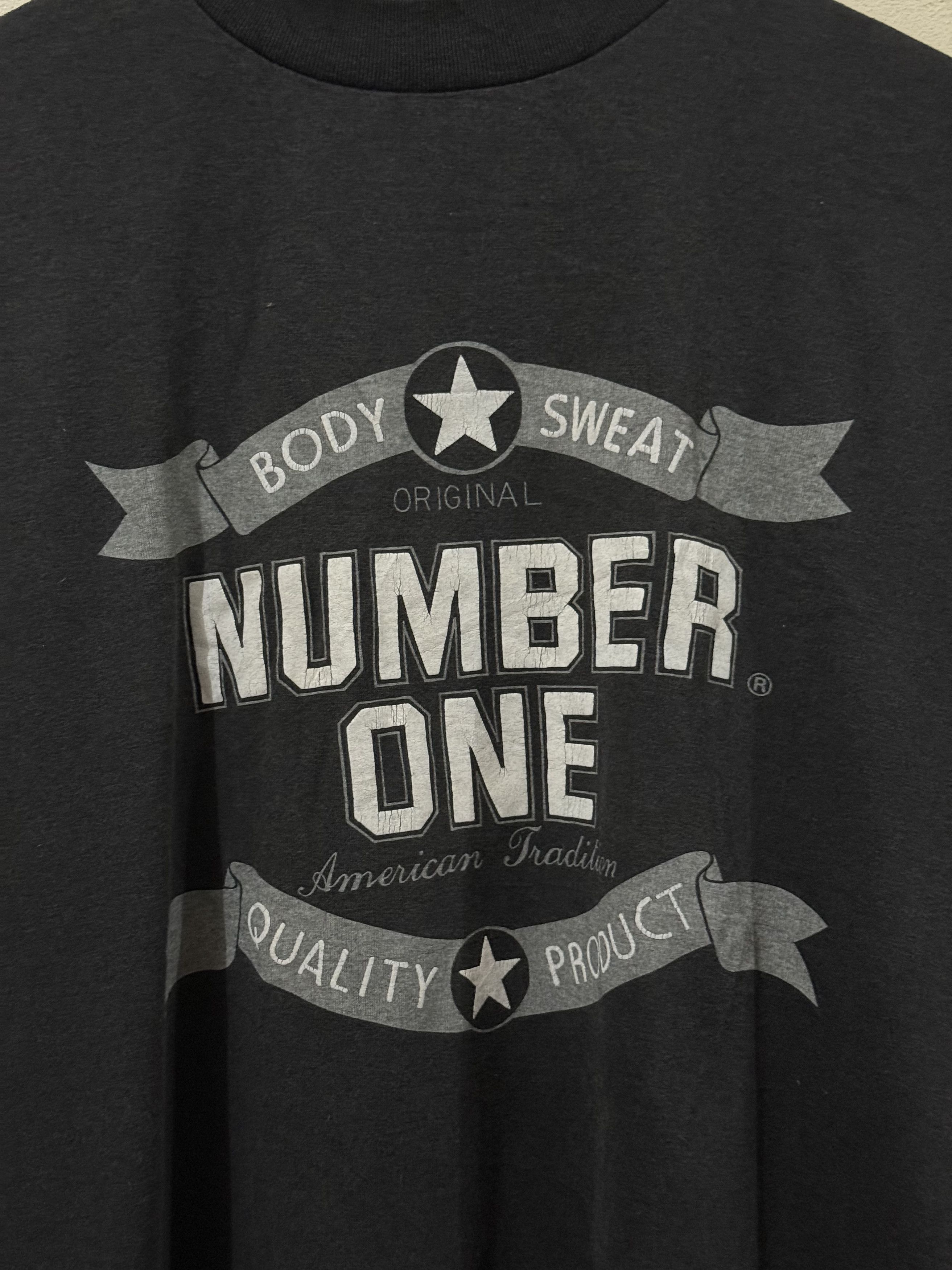 Vintage 90s Single Stitch Canada Tee “NUMBER ONE” XL Size US XL / EU 56 / 4 - 2 Thumbnail