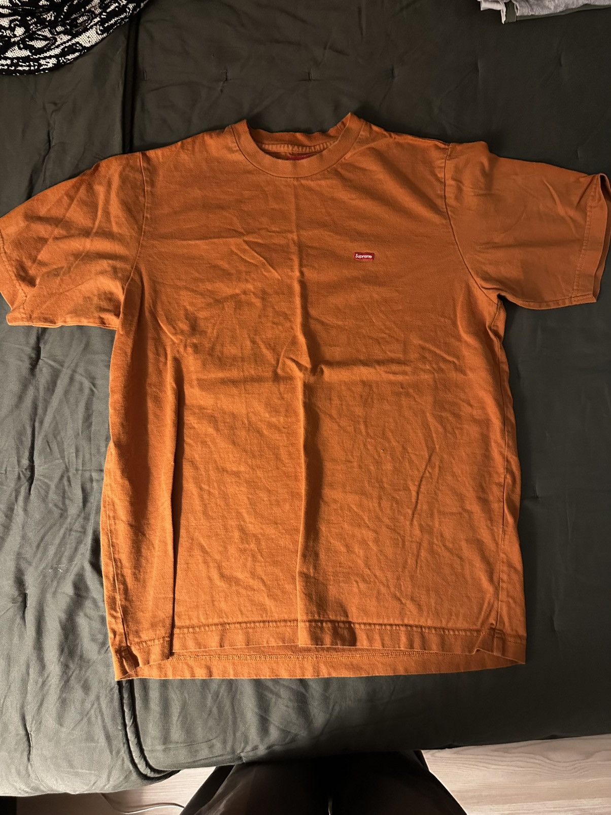 Supreme Supreme Orange Box Logo Tee Size Medium Streetwear Basic Size US M / EU 48-50 / 2 - 1 Thumbnail