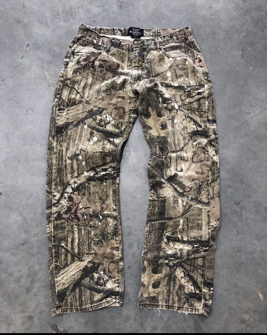 Vintage Vintage mossy oak faded distressed denim pants | Grailed