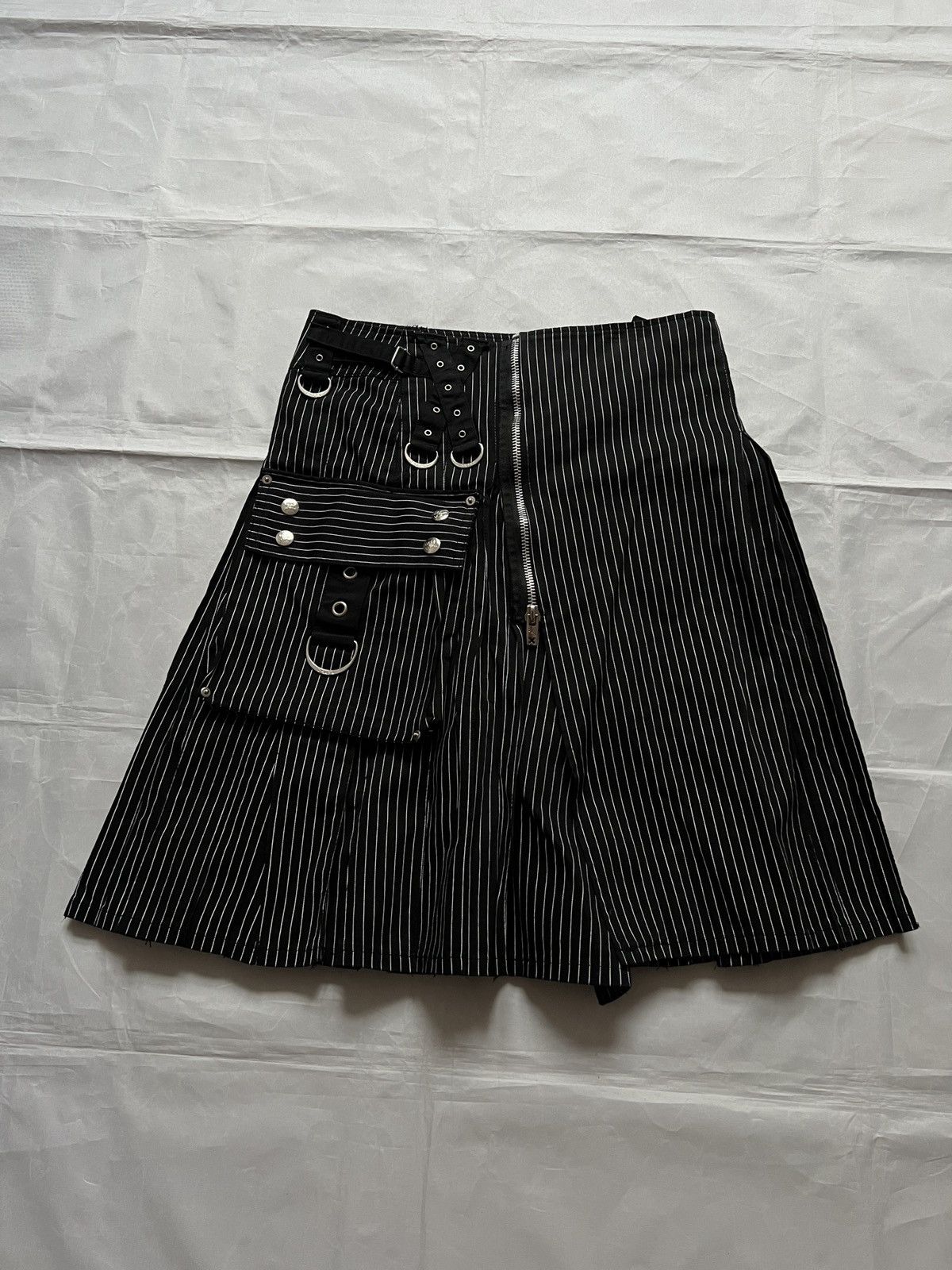 Tripp NYC Tripp NYC Black Super Kilt Goth Skirt Size 26" / US 2 / IT 38 - 1 Thumbnail