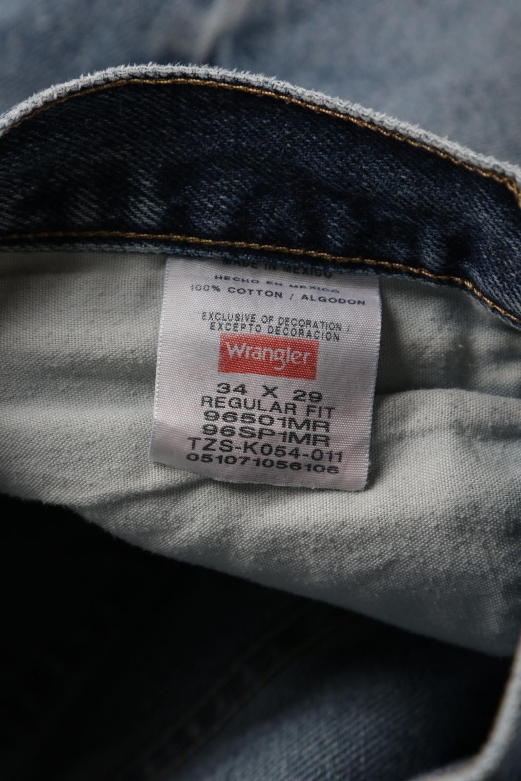 Wrangler 00's Wrangler Light Wash Relaxed Fit Jeans Size US 34 / EU 50 - 5 Thumbnail