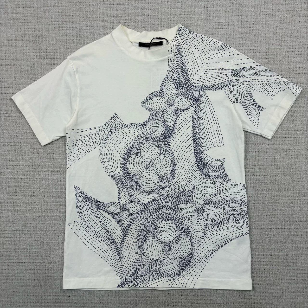Louis Vuitton Louis Vuitton Sketch Floral Print T-shirt Size US XS / EU 42 / 0 - 1 Thumbnail