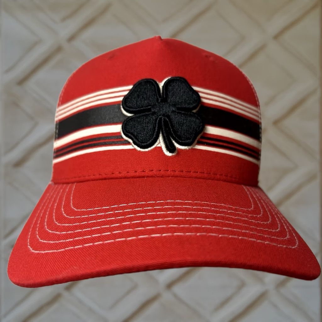 Vintage VINTAGE? No — NWOT Black Clover Snapback Hat Red Embroidered Clover Adjust adjustable One Size Men USA Sports Outdoor Breathable Cap Hat Mens Size ONE SIZE - 1 Thumbnail
