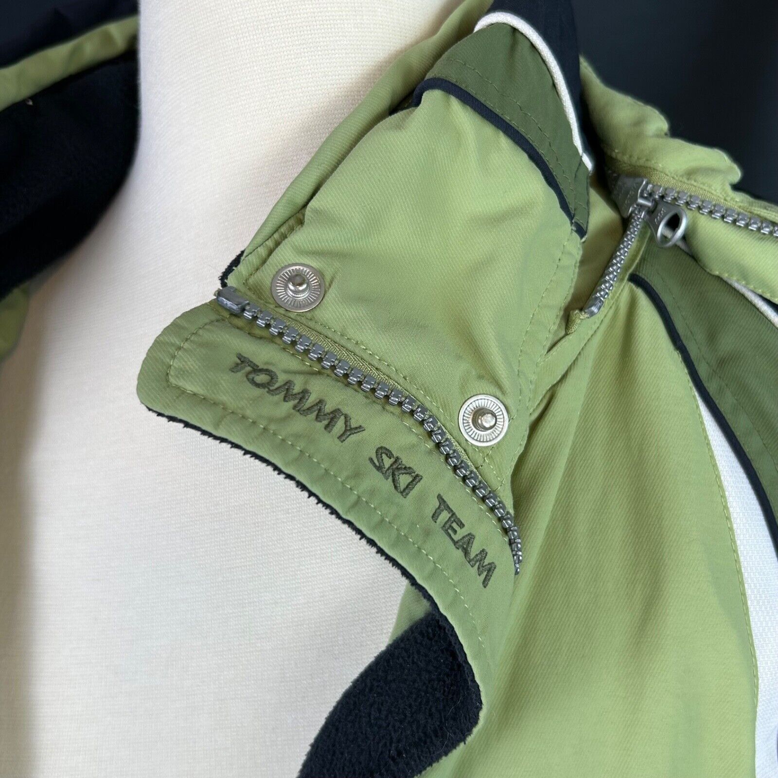 Tommy Hilfiger Y2K Women's Lrg Tommy Jeans Tommy Ski Team Ski Jacket Green Size L / US 10 / IT 46 - 2 Thumbnail