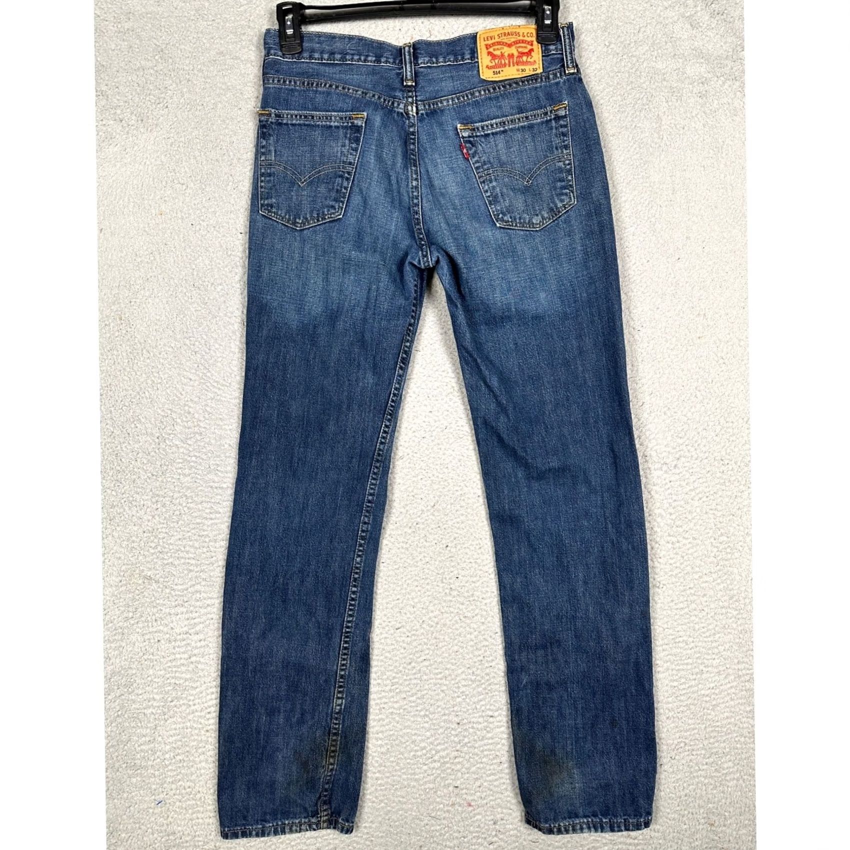 Levi's Levis 514 Jeans Mens Straight Fit 30X32 Blue 5 Pockets Red Tab EUC Size US 30 / EU 46 - 2 Thumbnail
