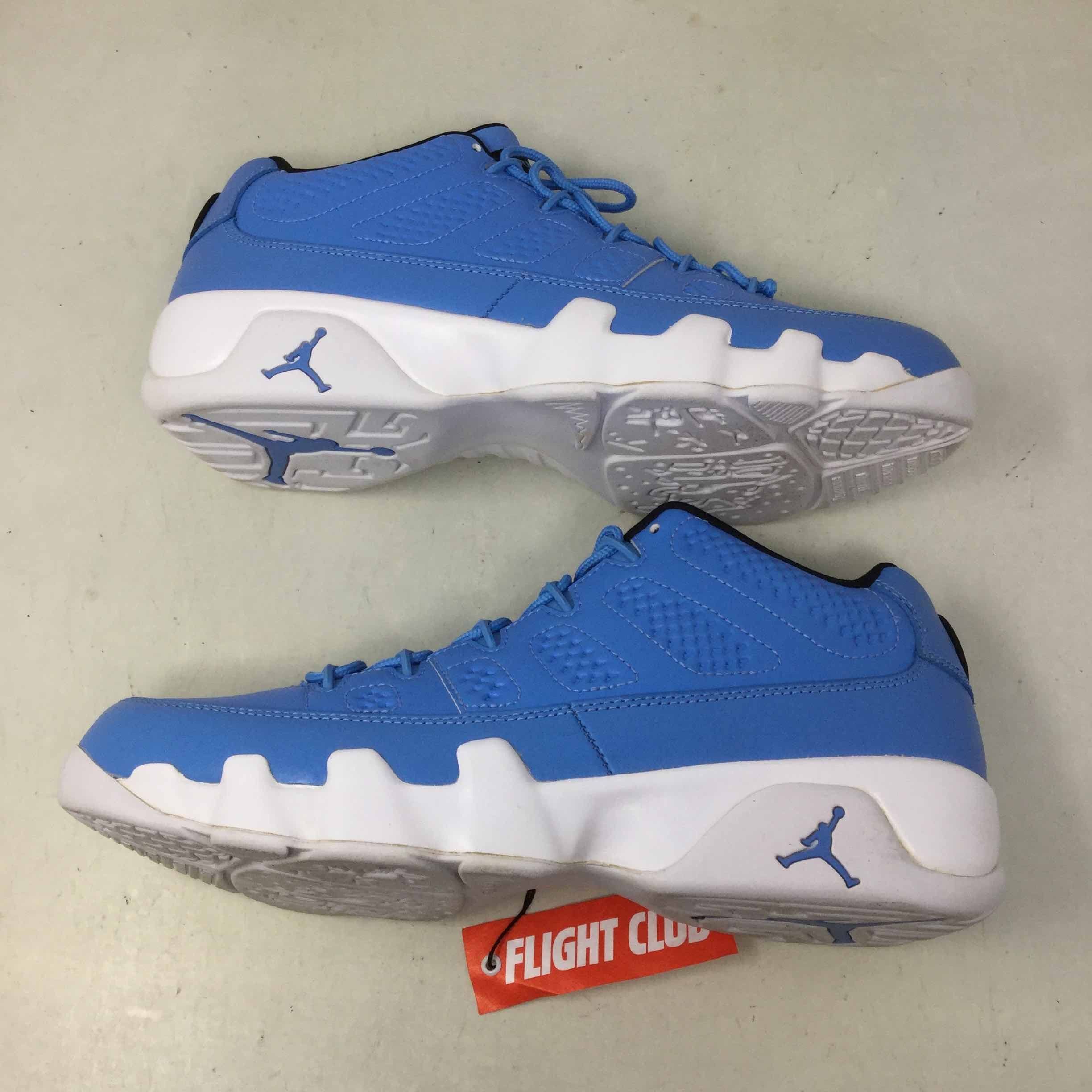 Air Jordan Retro Low Pantone