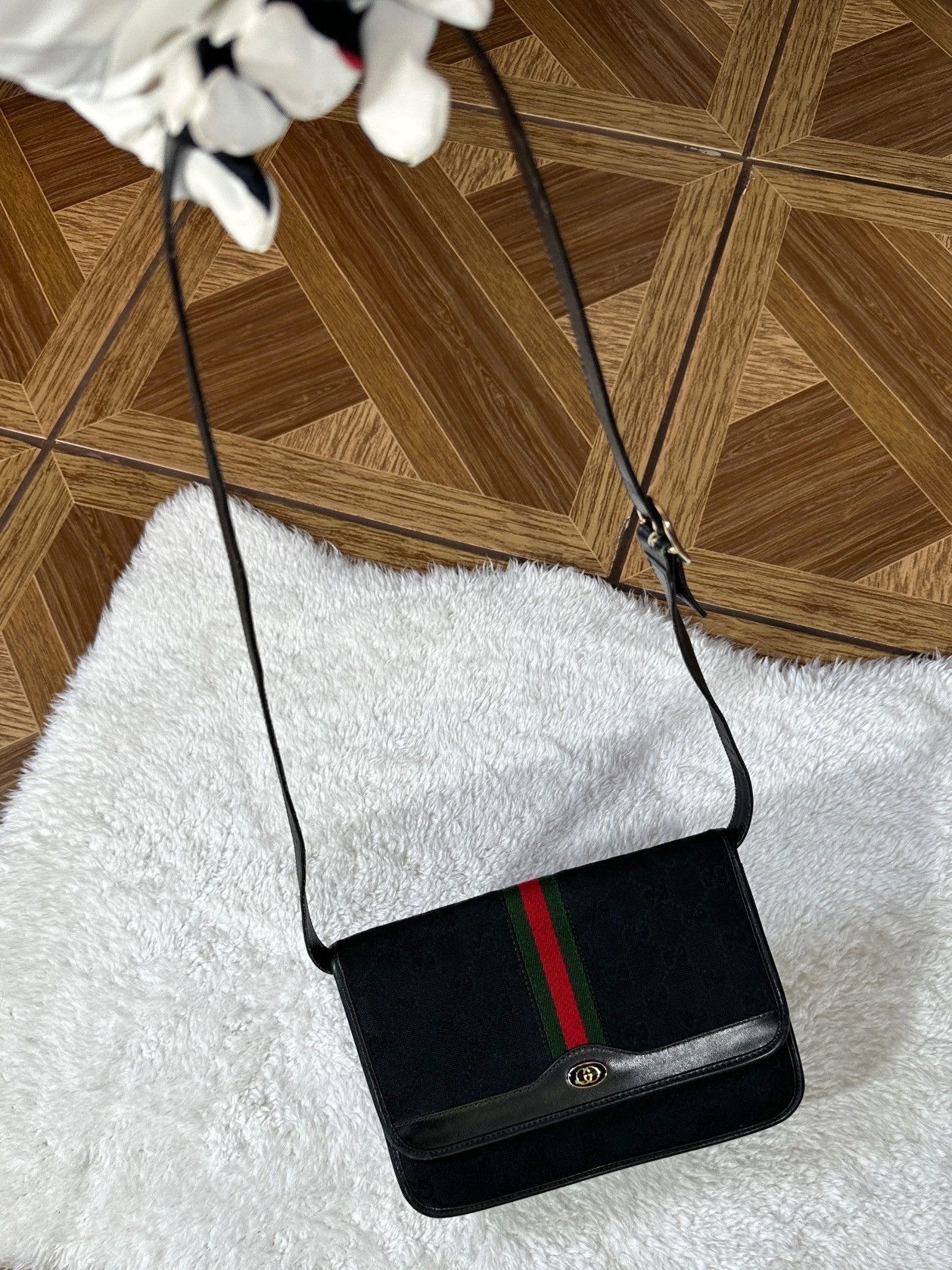 Gucci Gucci Monogram Shoulder Bag GG Canvas Vintage Web Italy rare Size ONE SIZE - 7 Thumbnail