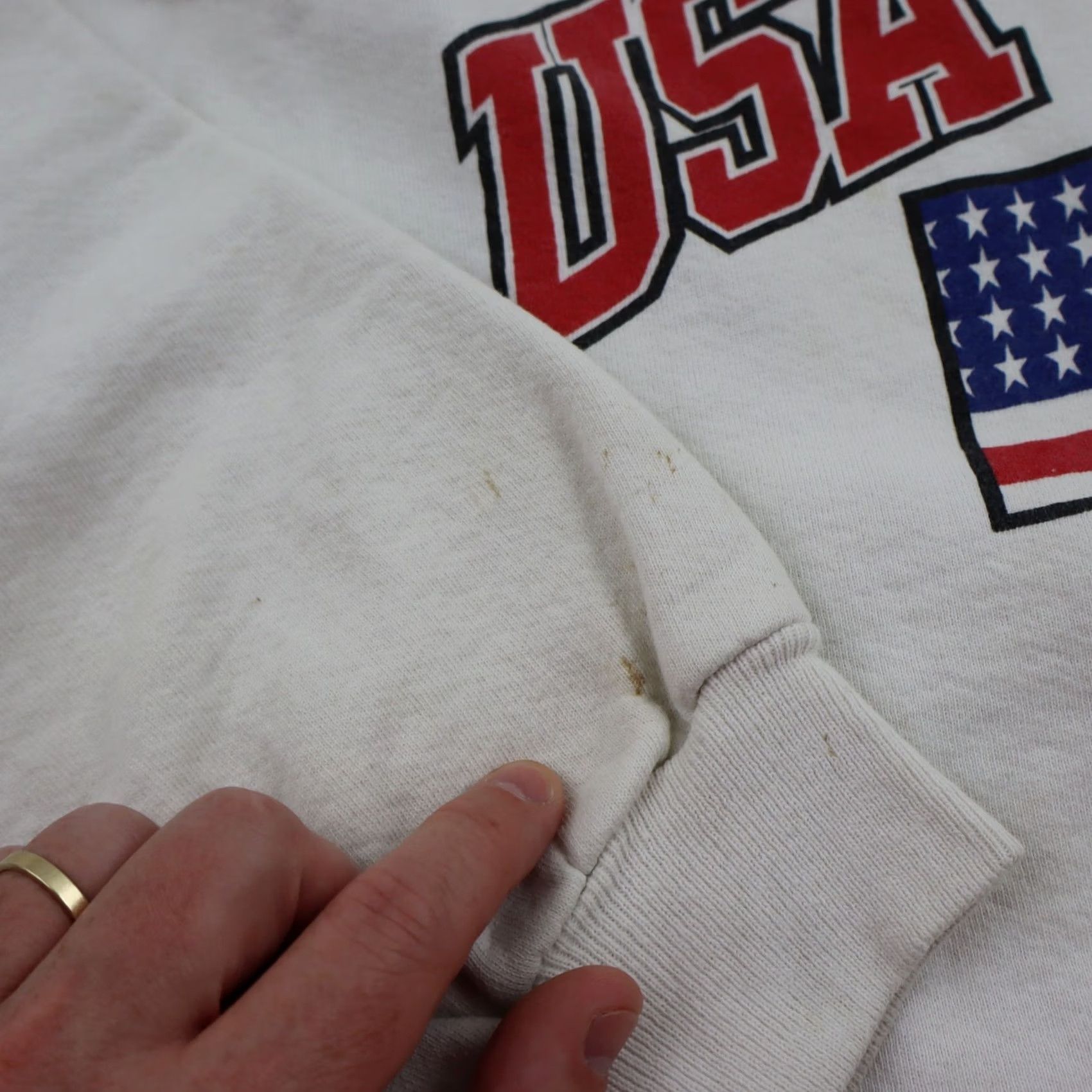 Vintage VINTAGE USTA Sweatshirt XL White USA Tennis Grunge Crewneck 90s Graphic Print Long Sleeve Pullover Men’s Regular Fit Size US XL / EU 56 / 4 - 7 Thumbnail