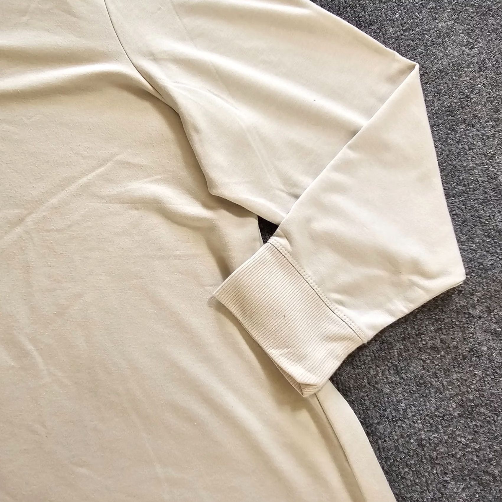 Vintage LOGO by Lori Goldstein Top Women 2X Beige V-Neck Stretch Casual Basic Layer Comfort Shirt Plus Size Women"} Size XXL / US 16-18 / IT 52-54 - 4 Thumbnail