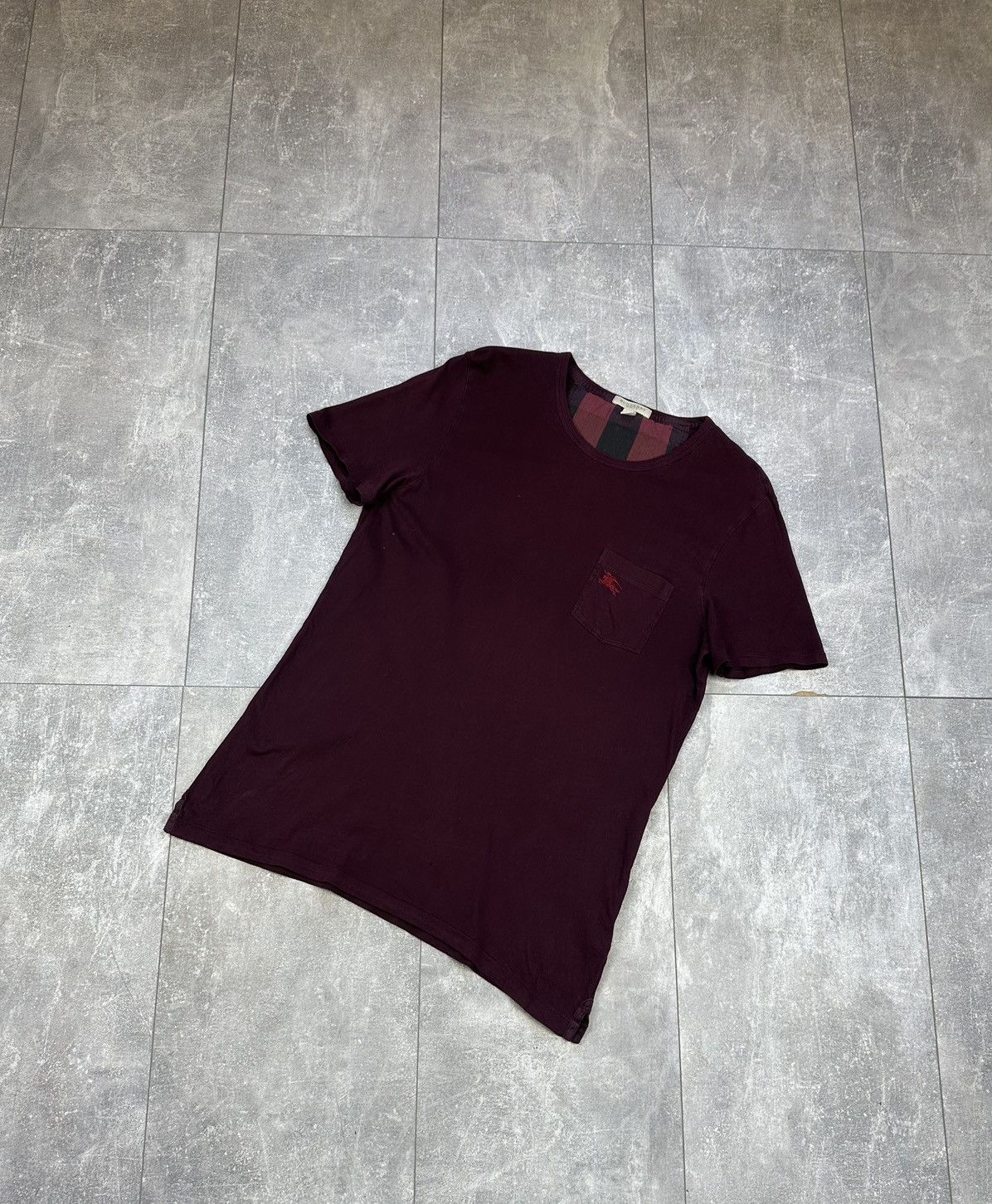Burberry Burberry Brit Burgundy Small Logo Tee Size US M / EU 48-50 / 2 - 1 Thumbnail