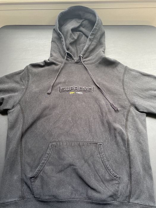 Supreme embossed logo hoodie on sale ss18