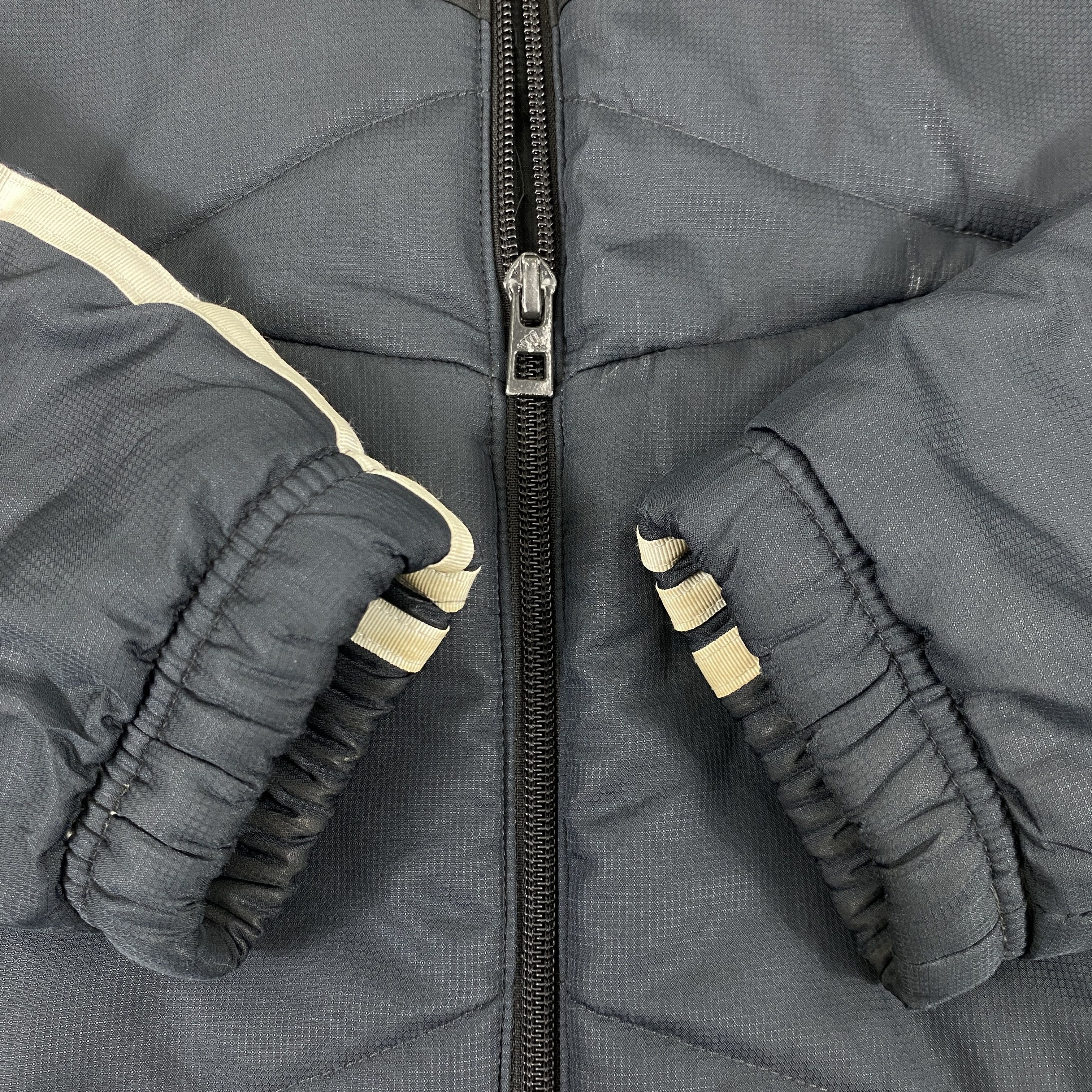 Adidas Adidas Black Puffer Small Jacket- J390 Size US S / EU 44-46 / 1 - 7 Thumbnail