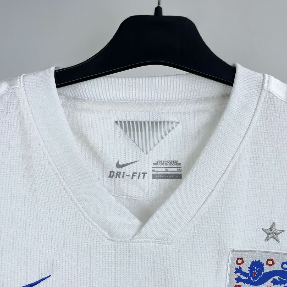 Nike England Nike Home Jersey Men’s Shirt 2014/2015 size XL Size US XL / EU 56 / 4 - 5 Thumbnail