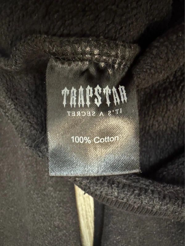 Trapstar London Trapstar International Takeover 2.0 Black Hoodie SweatshirtS Size US S / EU 44-46 / 1 - 9 Thumbnail