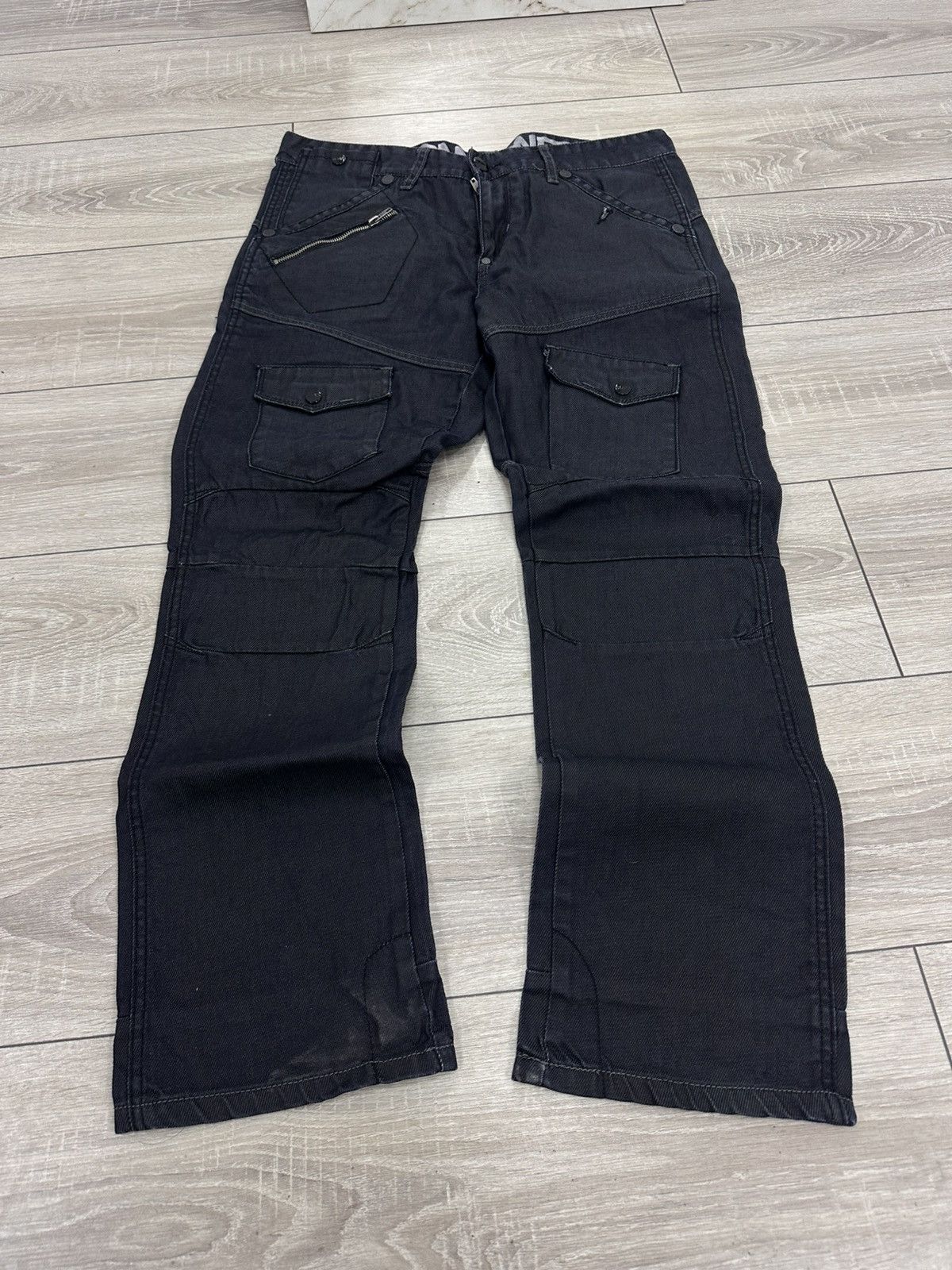 Japanese Brand Multipocket Cargo Enginereed Style Jeans Y2K Japanese Style Size US 32 / EU 48 - 1 Thumbnail