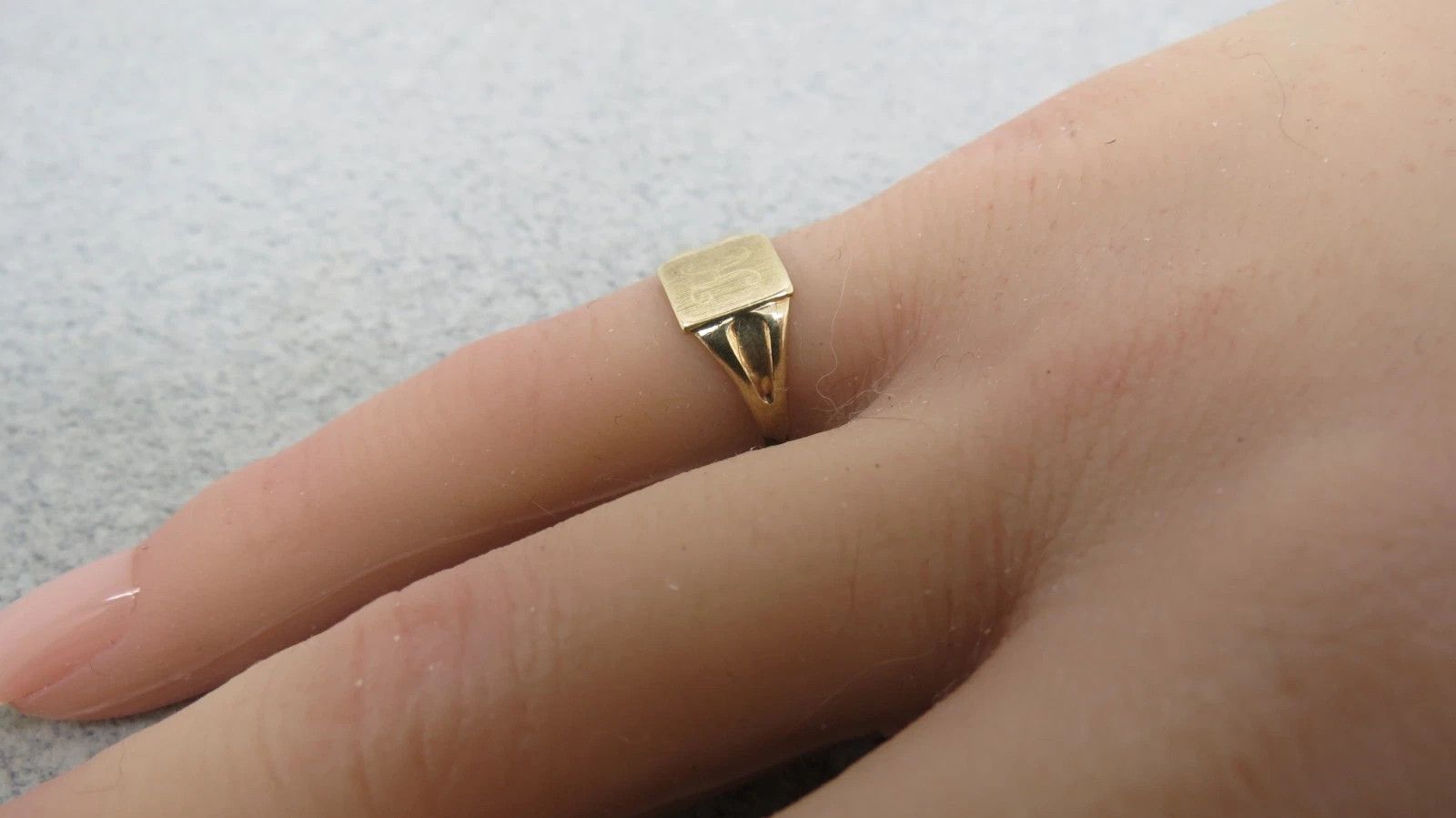Jewelry Vintage 10k Yellow Gold Signet Ring Size 4.5 Monogram Size ONE SIZE - 10 Thumbnail