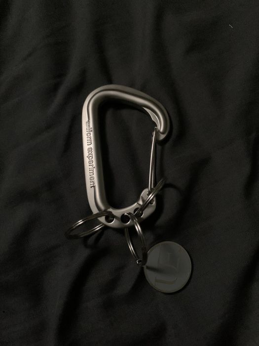 Uniform Experiment Uniform Experiment x Fragment Carabiner