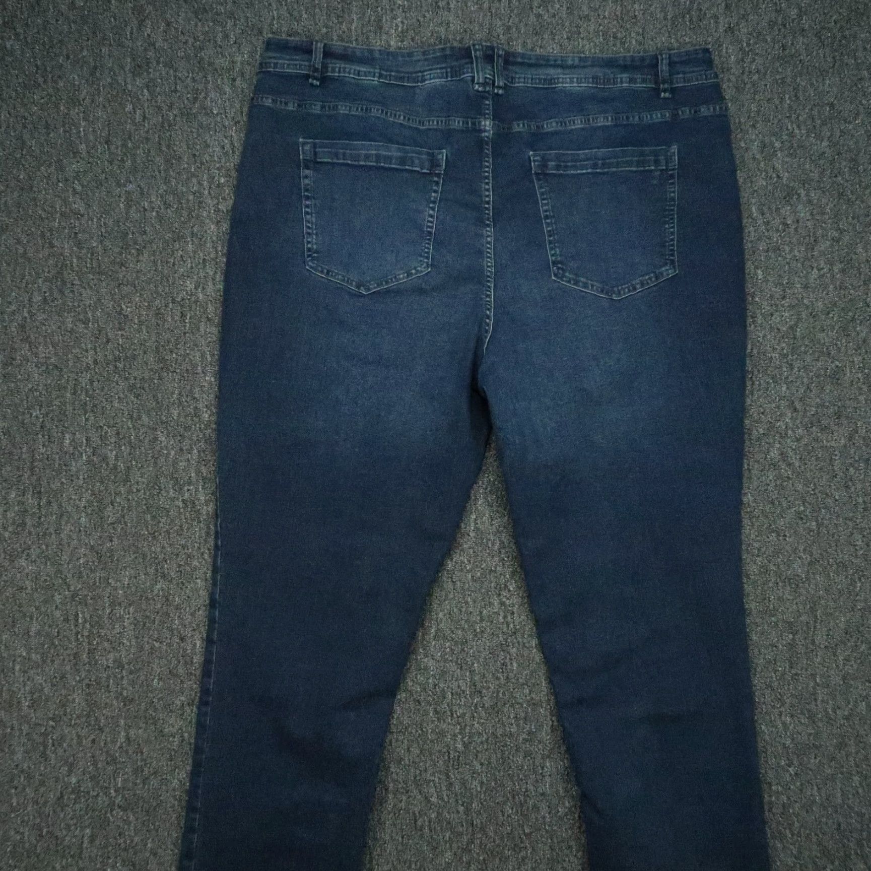 Vintage VINTAGE The Perfect Jean Mens Jeans 5-Pocket Athletic Straight 44x32 Blue NWT Size US 44 / EU 60 - 6 Thumbnail