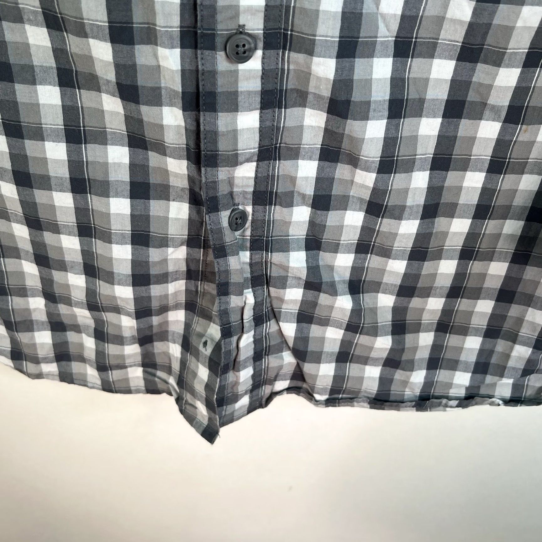 Vintage C. E. Schmidt Workwear Plaid Button-Down Shirt Men’s 2XL Gray Shirt Mens 2XL Gray Plaid Button-Down Workwear Size US XXL / EU 58 / 5 - 4 Thumbnail