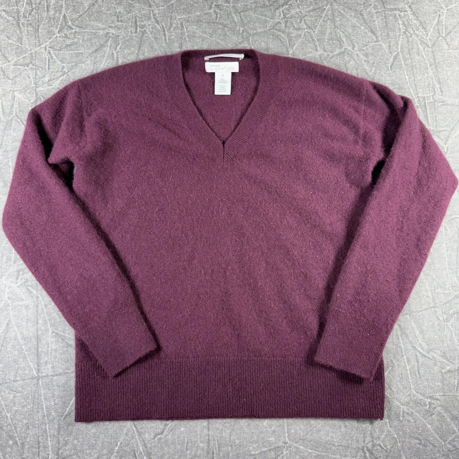 Nordstrom Nordstrom Signature Sweater Women's XS Burgundy Cashmere Size XS / US 0-2 / IT 36-38 - 2 Thumbnail