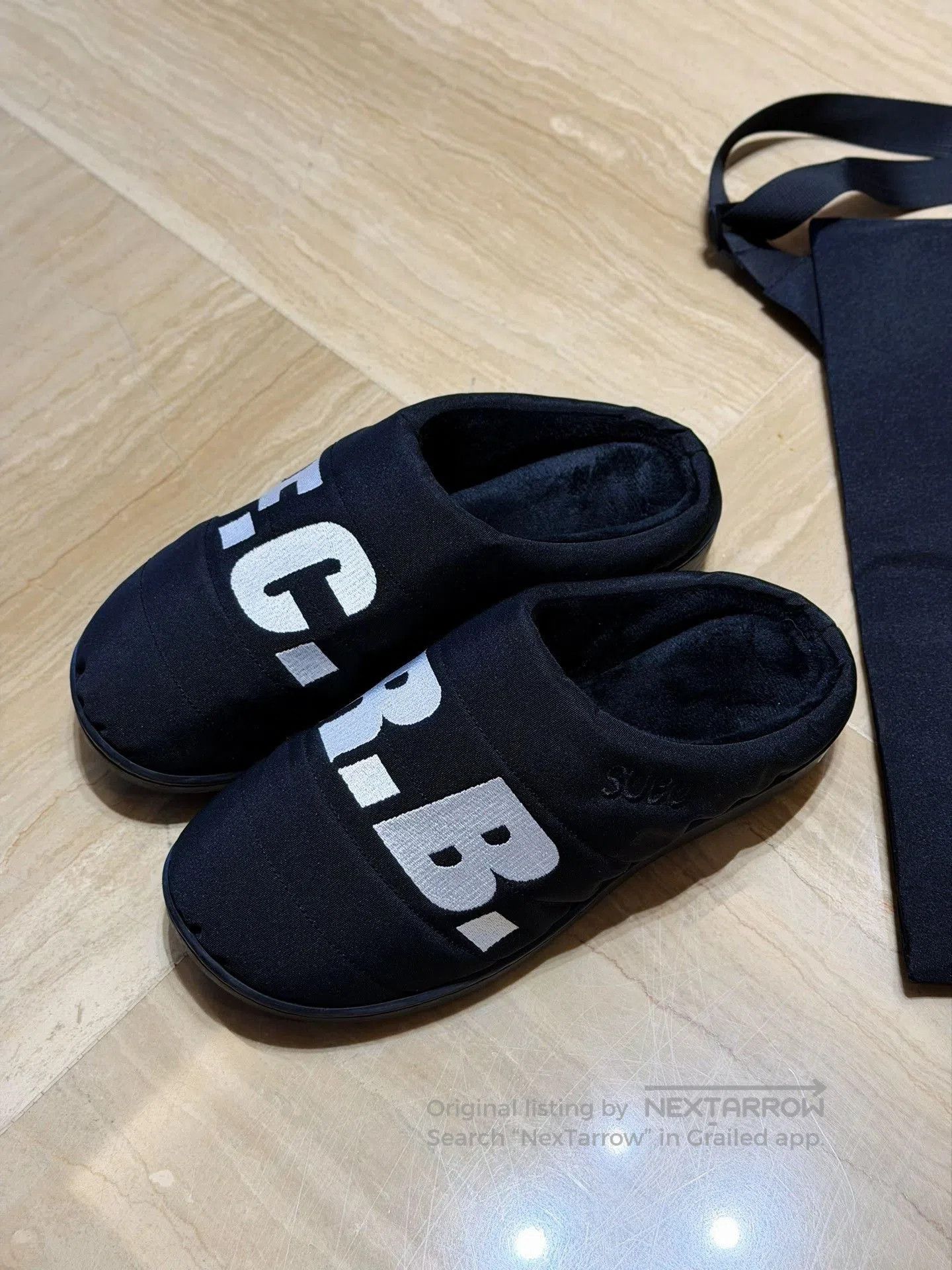 F.C. Real Bristol F.C.Real Bristol x SUBU Women's Slippers. Size US 6 / IT 36 - 2 Thumbnail
