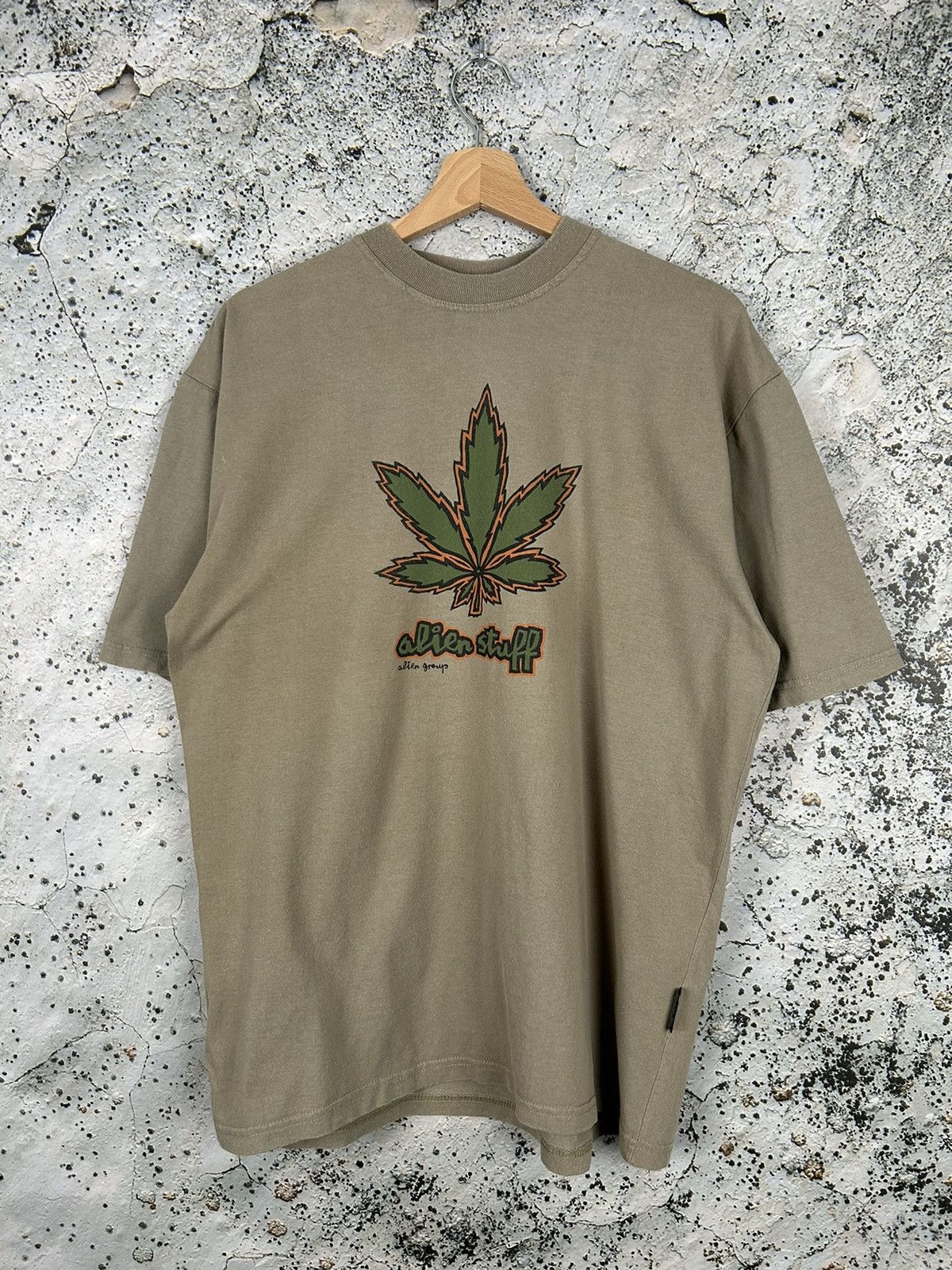 Other Vintage Alien Stuff Graphic Tee 90s Skategang Rare Hype Size US L / EU 52-54 / 3 - 1 Thumbnail