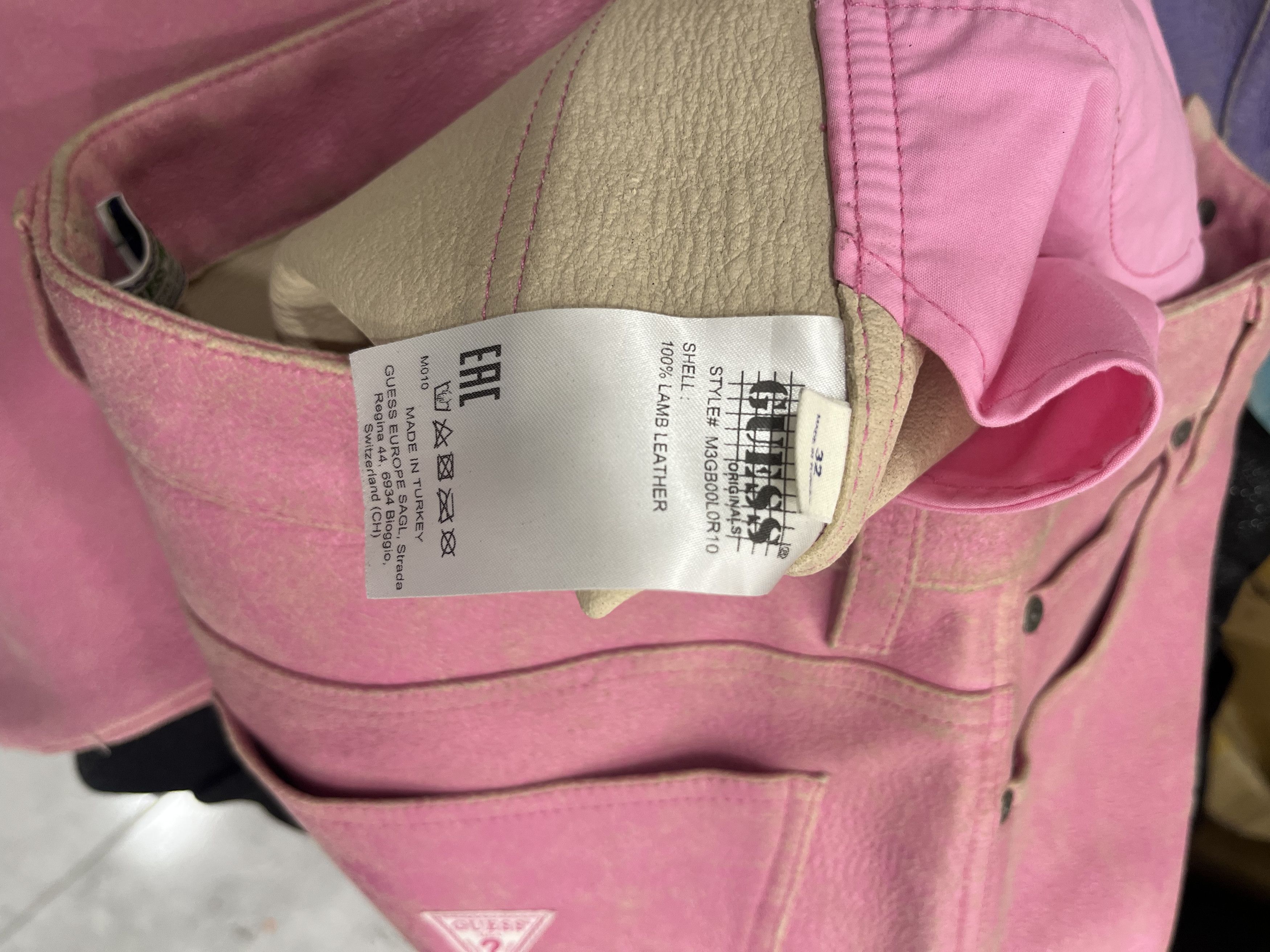 Guess GUESS USA Pink Cracked Leather Pants Size US 32 / EU 48 - 9 Thumbnail