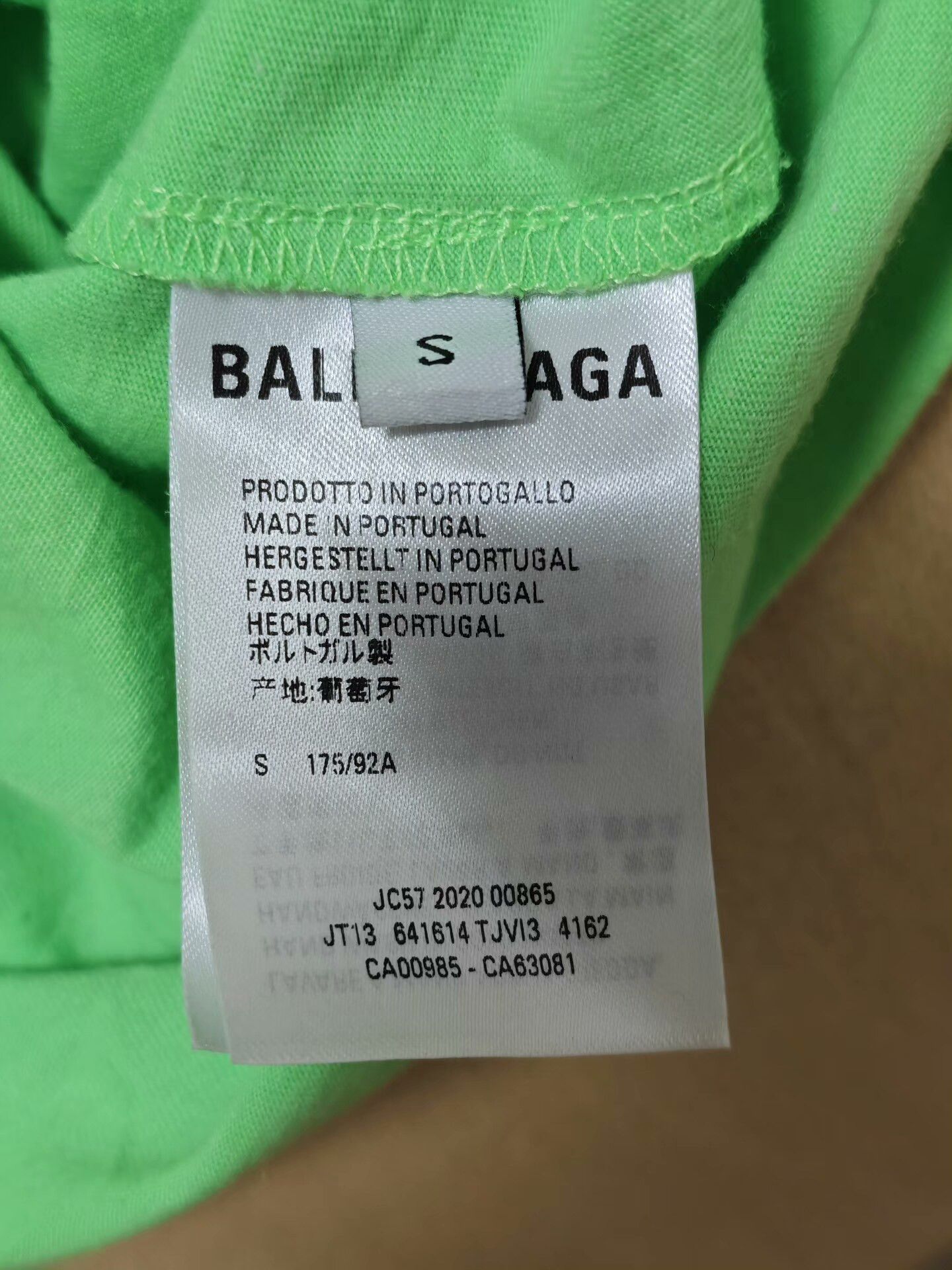 Balenciaga balenciaga green short sleeve t-shirt uni Size US S / EU 44-46 / 1 - 3 Thumbnail