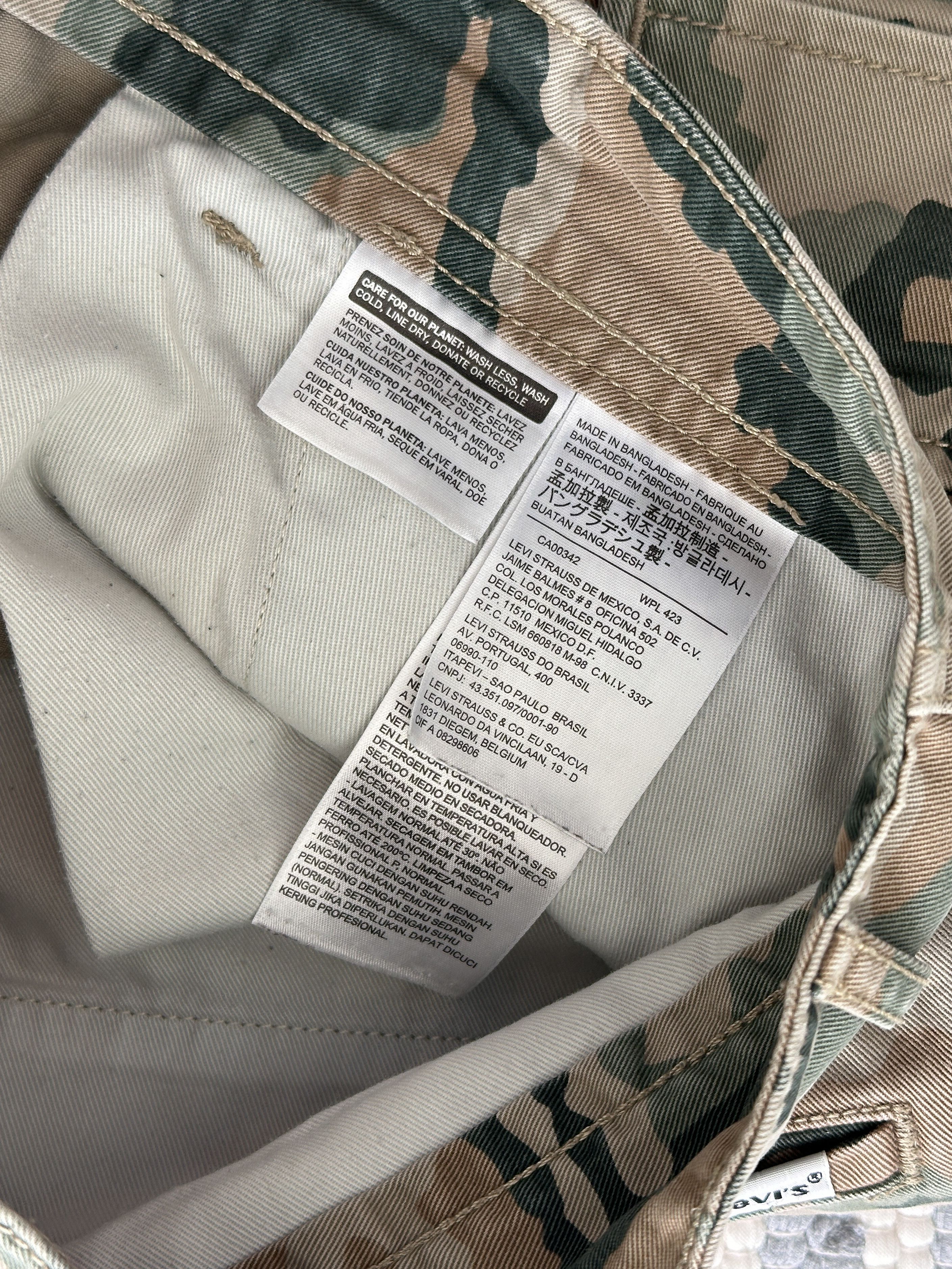 Levi's Vintage Levis Cargo Military Shorts Size 33 Size US 33 - 6 Thumbnail