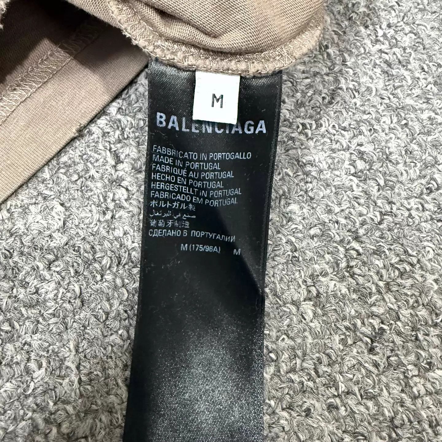 Balenciaga Balenciaga Coffee Brown Logo Short Sleeve M 95 New Size US M / EU 48-50 / 2 - 3 Thumbnail