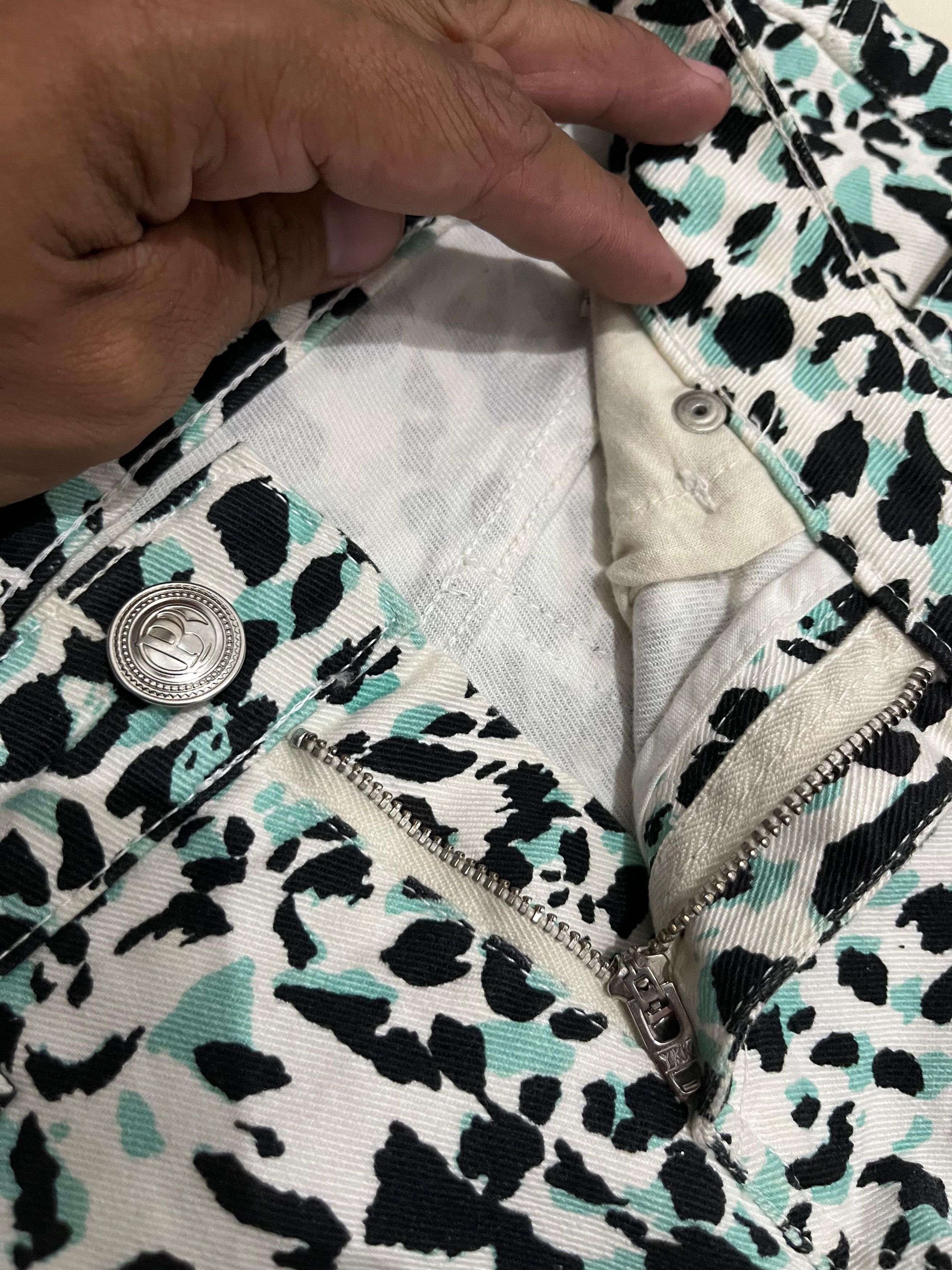 Pierre Balmain 🔥 PIERRE BALMAIN LEOPARD PRINT CARGO DENIM PANTS SKINNY FIT Size 30" / US 8 / IT 44 - 5 Thumbnail