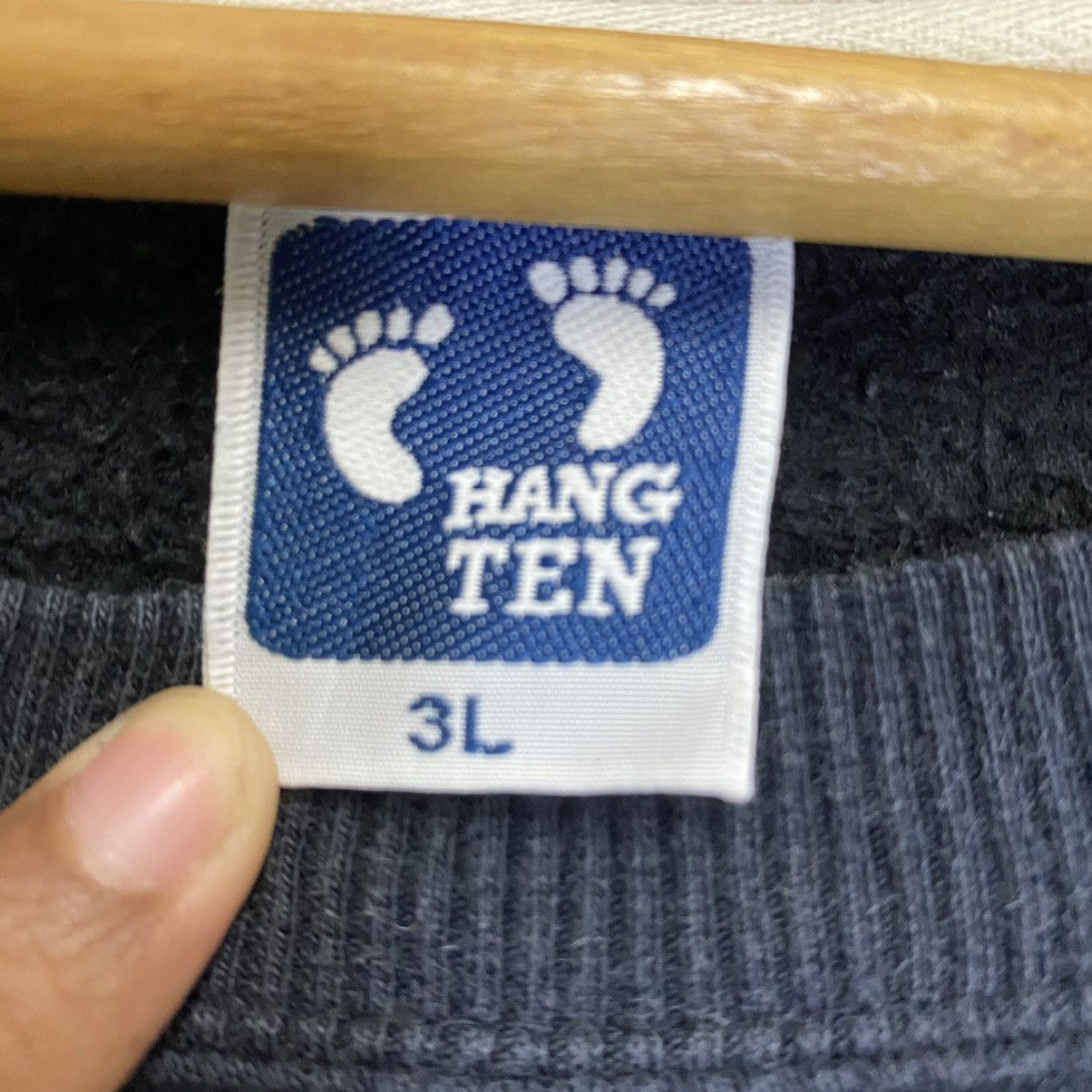 Billabong × Hang Ten × Quiksilver Vintage Hang Ten Big Logo Crewneck Sweatshirt Size US L / EU 52-54 / 3 - 8 Thumbnail