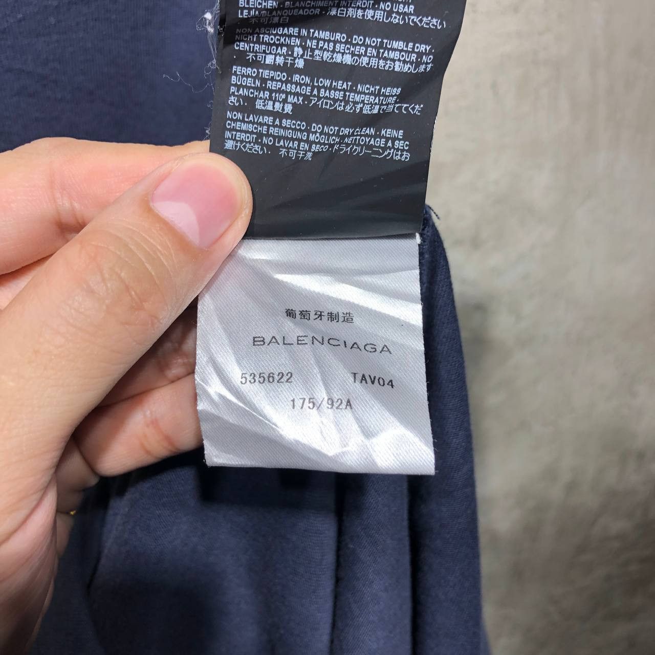 Balenciaga Balenciaga BB Feather tee Size US XL / EU 56 / 4 - 9 Thumbnail