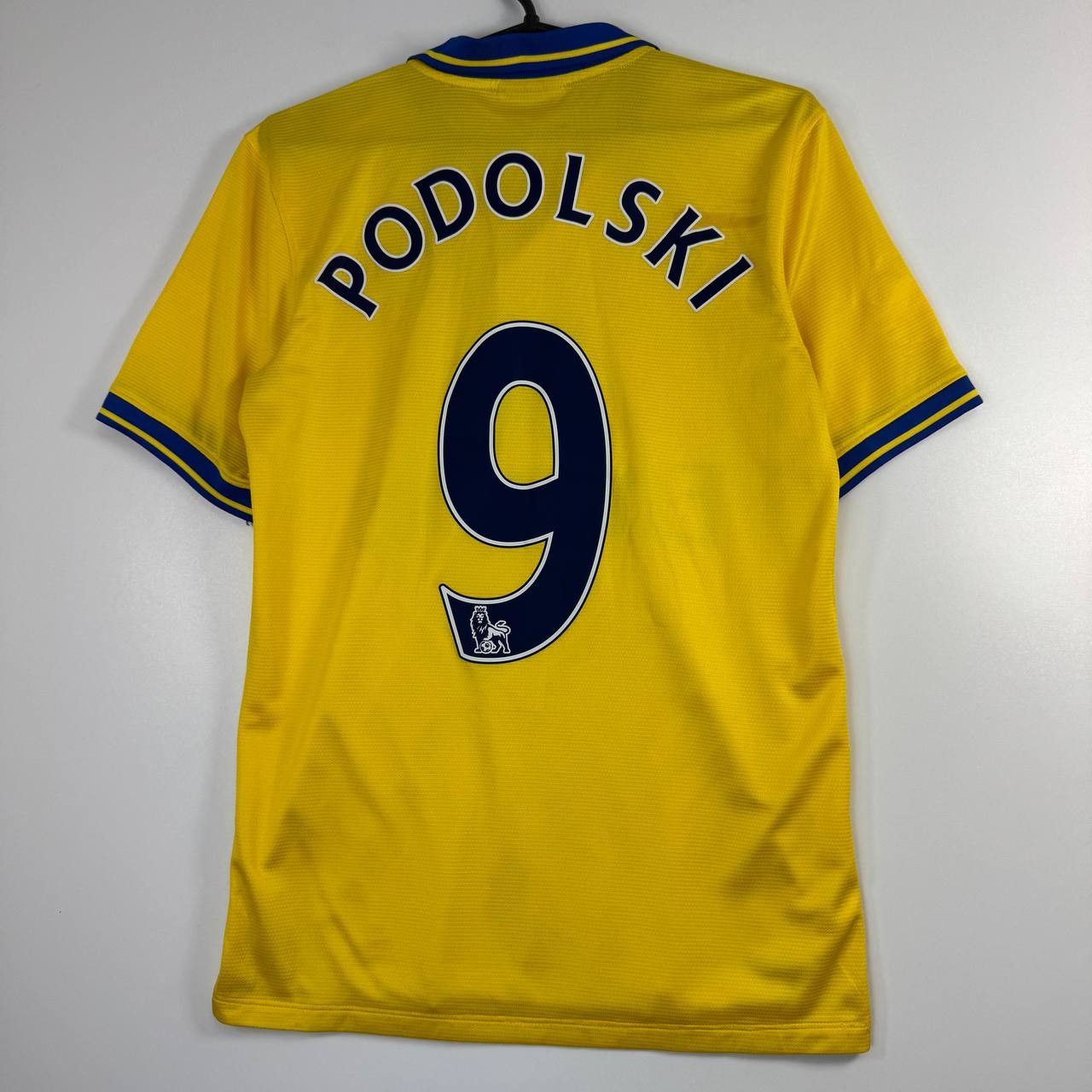 Nike Nike Arsenal FC Away 2014-15 Jersey 532866-750 Mens Size S Size US S / EU 44-46 / 1 - 8 Thumbnail