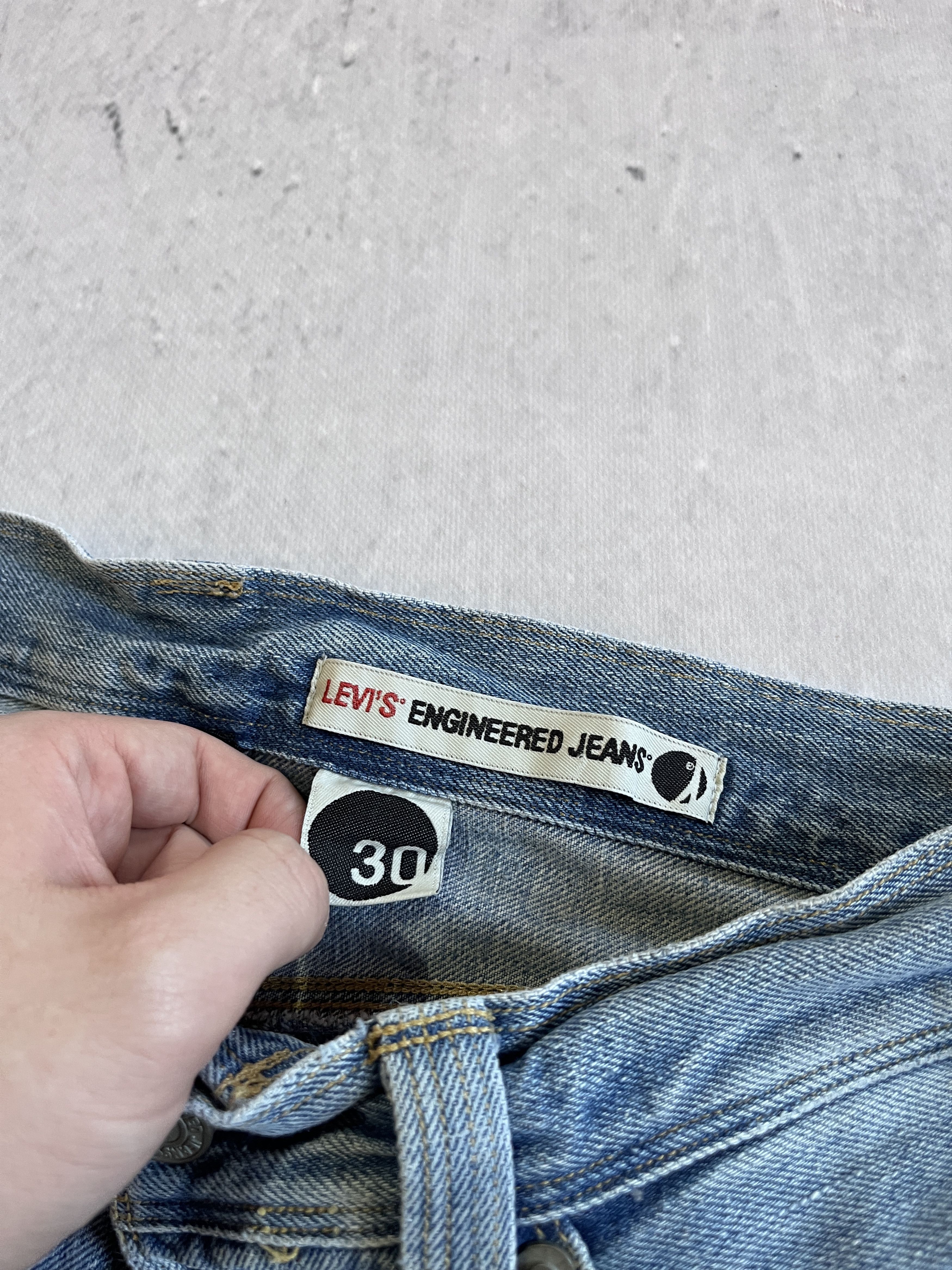 Levi's LEVI'S ENGINEERED JEANS 2006 TWISTED LEG VINTAGE Y2K DENIM Size US 30 / EU 46 - 15 Thumbnail