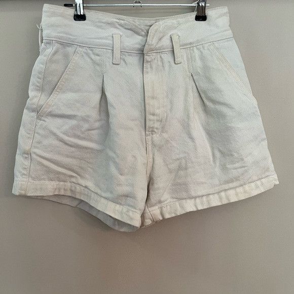 Levi's Levi’s white Jean shorts size 27 Size 27" / US 4 / IT 40 - 2 Thumbnail
