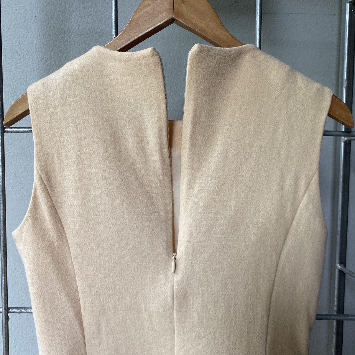 Pierre Cardin Pierre Cardin Beige Sleeveless Blouse Size S / US 4 / IT 40 - 16 Thumbnail