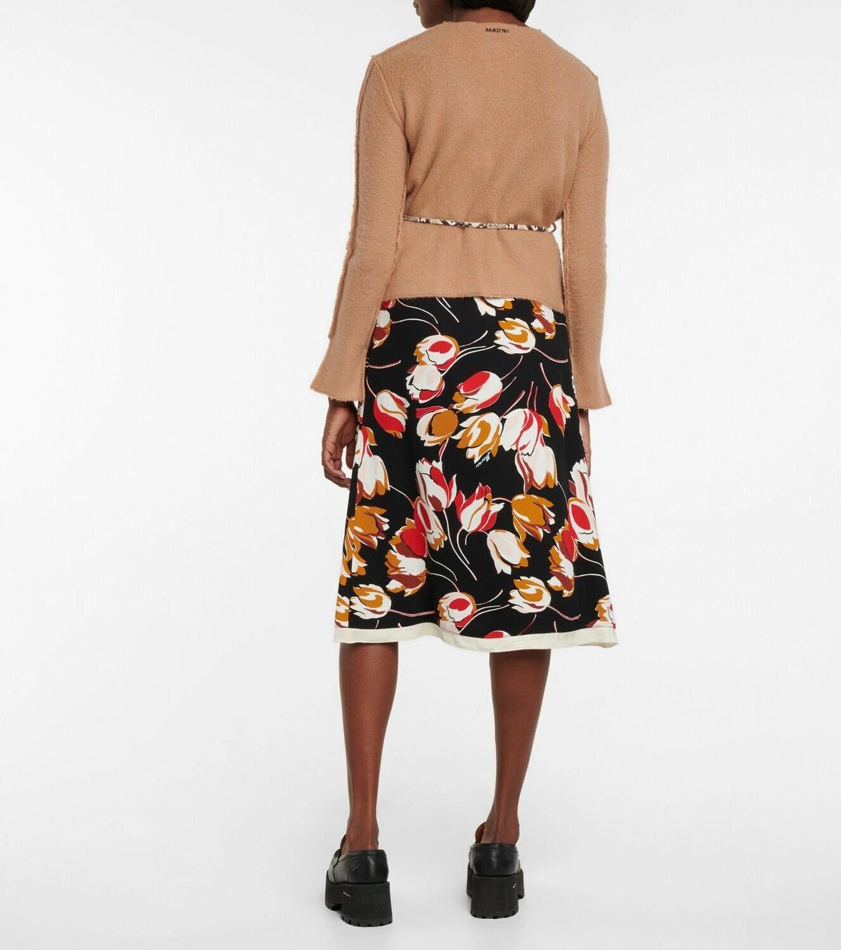 Marni o1y1125 Cardigan in Camel Size M / US 6-8 / IT 42-44 - 5 Thumbnail