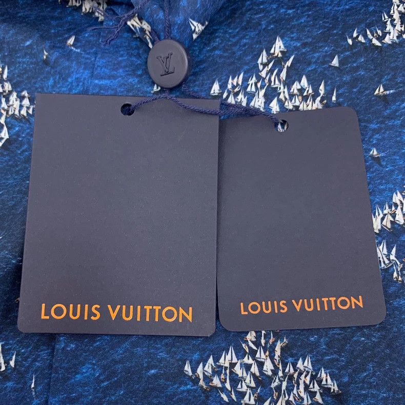 Louis Vuitton Louis Vuitton 25 blue logo presbyopic full print cotton la Size US XXL / EU 58 / 5 - 6 Thumbnail