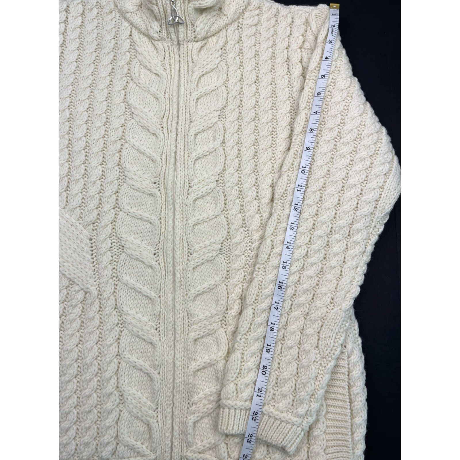 Vintage VINTAGE Aran Crafts Merino Wool Cable Knit Cardigan Sweater Womens M Ivory Size M / US 6-8 / IT 42-44 - 6 Thumbnail